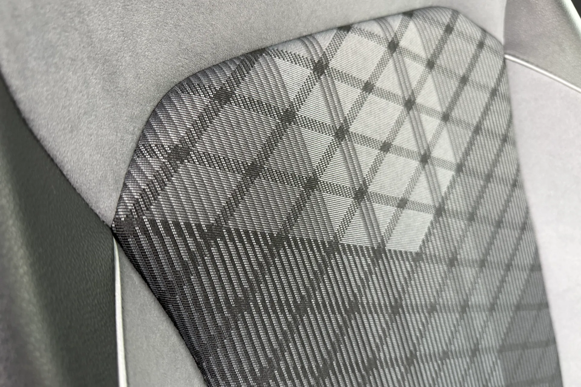 VOLKSWAGEN TIGUAN thumbnail image number 29