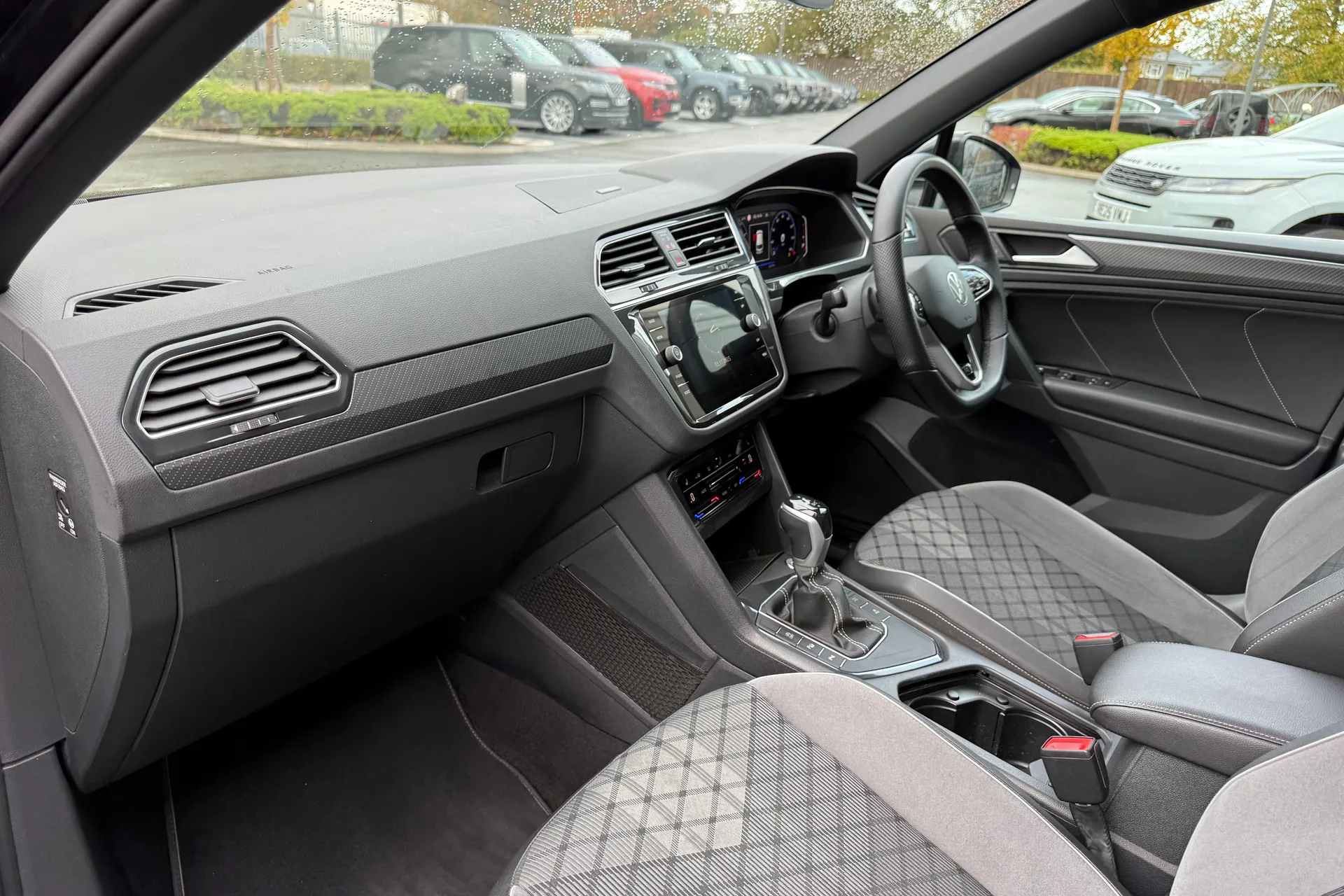 VOLKSWAGEN TIGUAN thumbnail image number 38