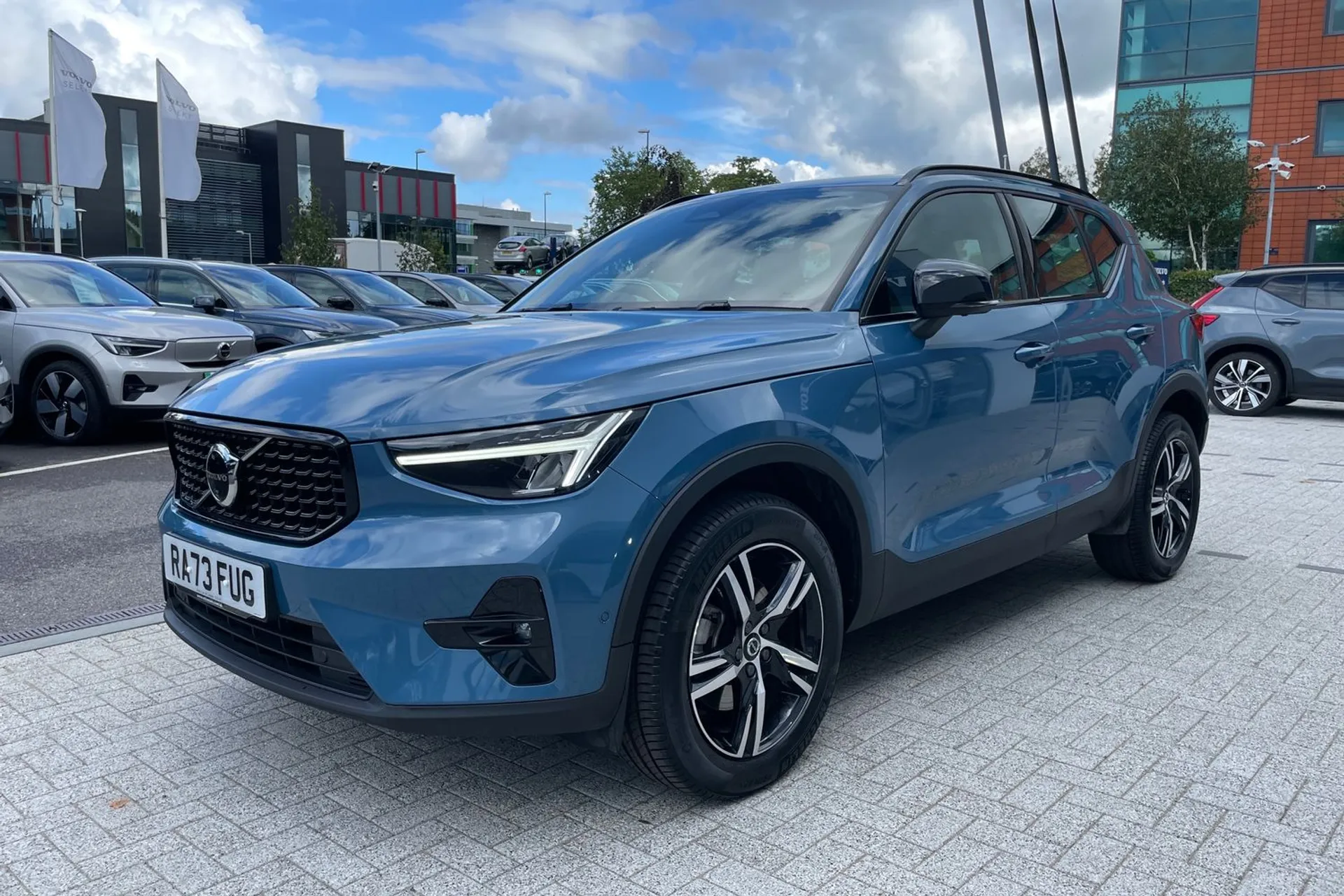 Volvo XC40 thumbnail image number 11