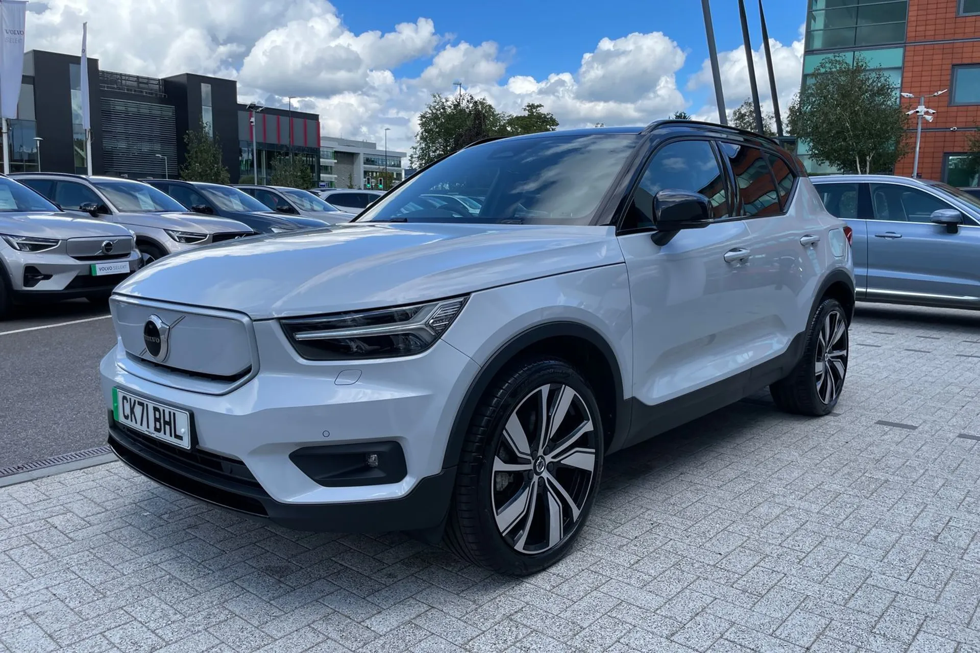 Volvo XC40 thumbnail image number 11