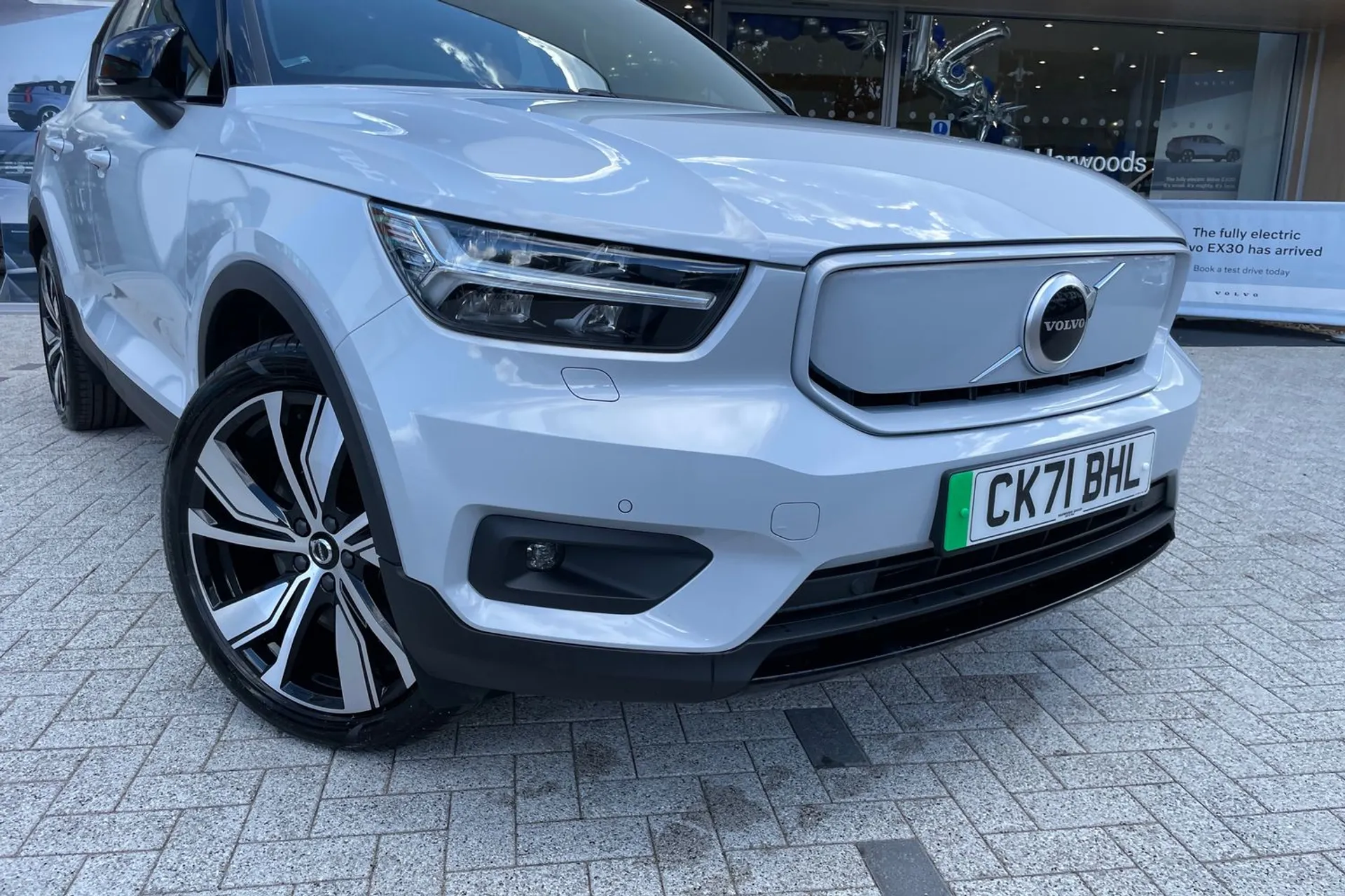 Volvo XC40 thumbnail image number 6