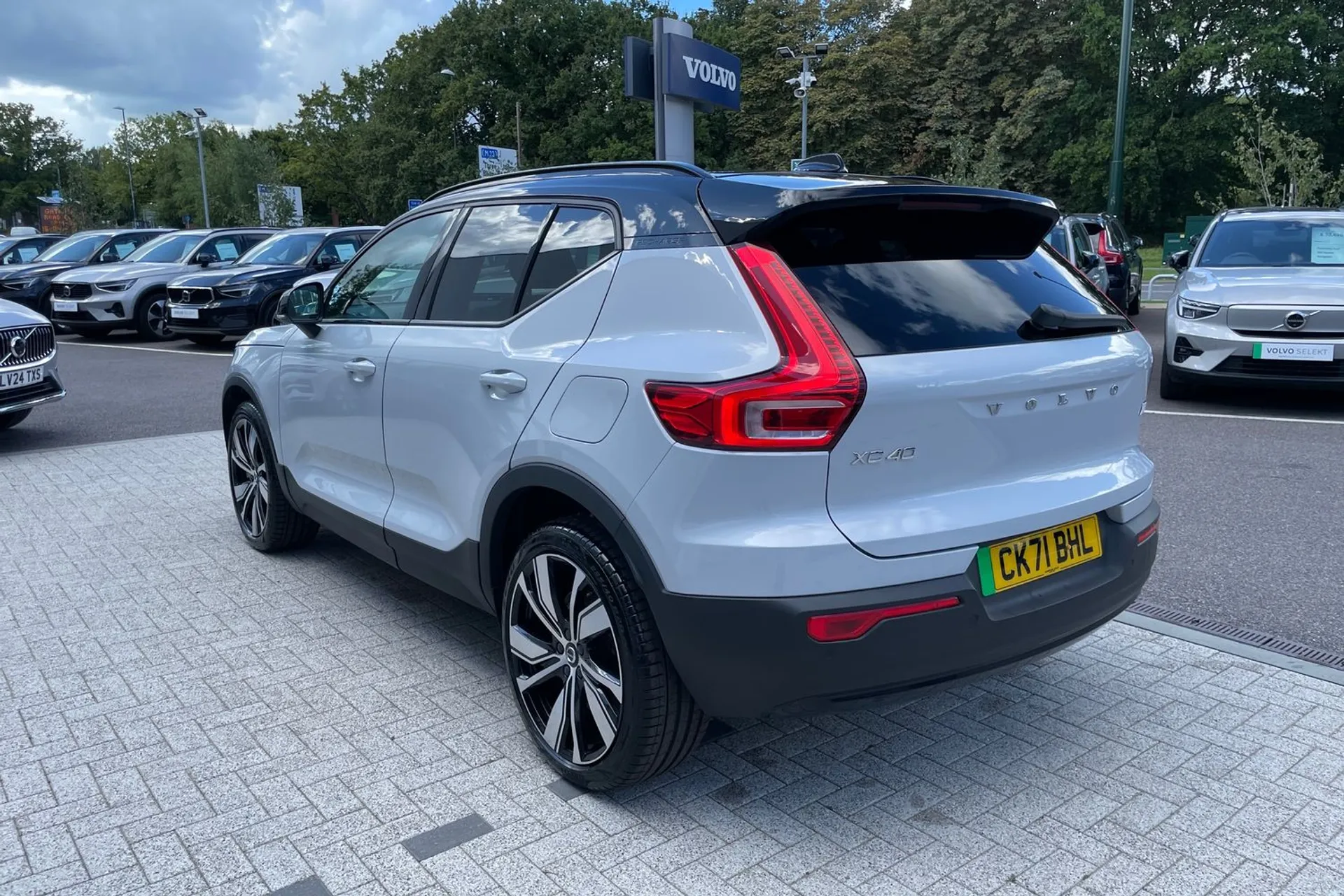 Volvo XC40 thumbnail image number 9