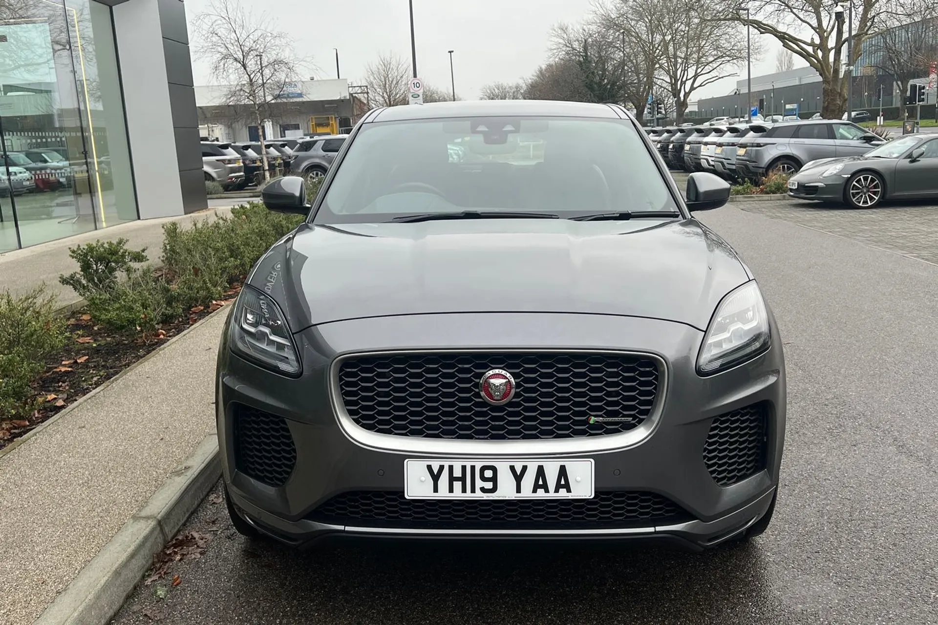 Jaguar E-PACE thumbnail image number 12