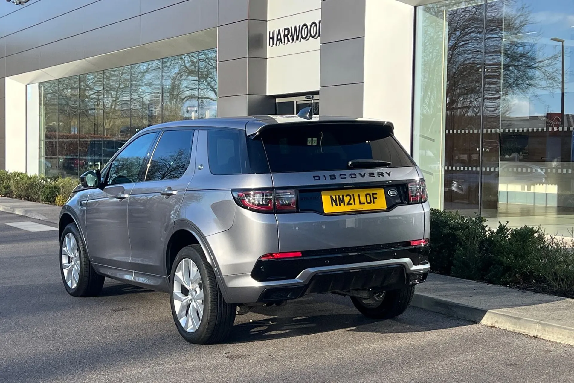 LAND ROVER DISCOVERY SPORT thumbnail image number 18