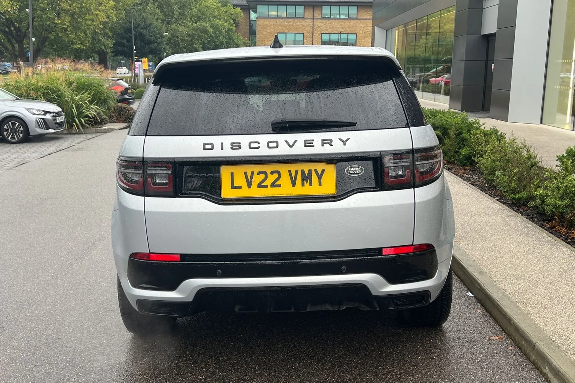 LAND ROVER DISCOVERY SPORT thumbnail image number 10