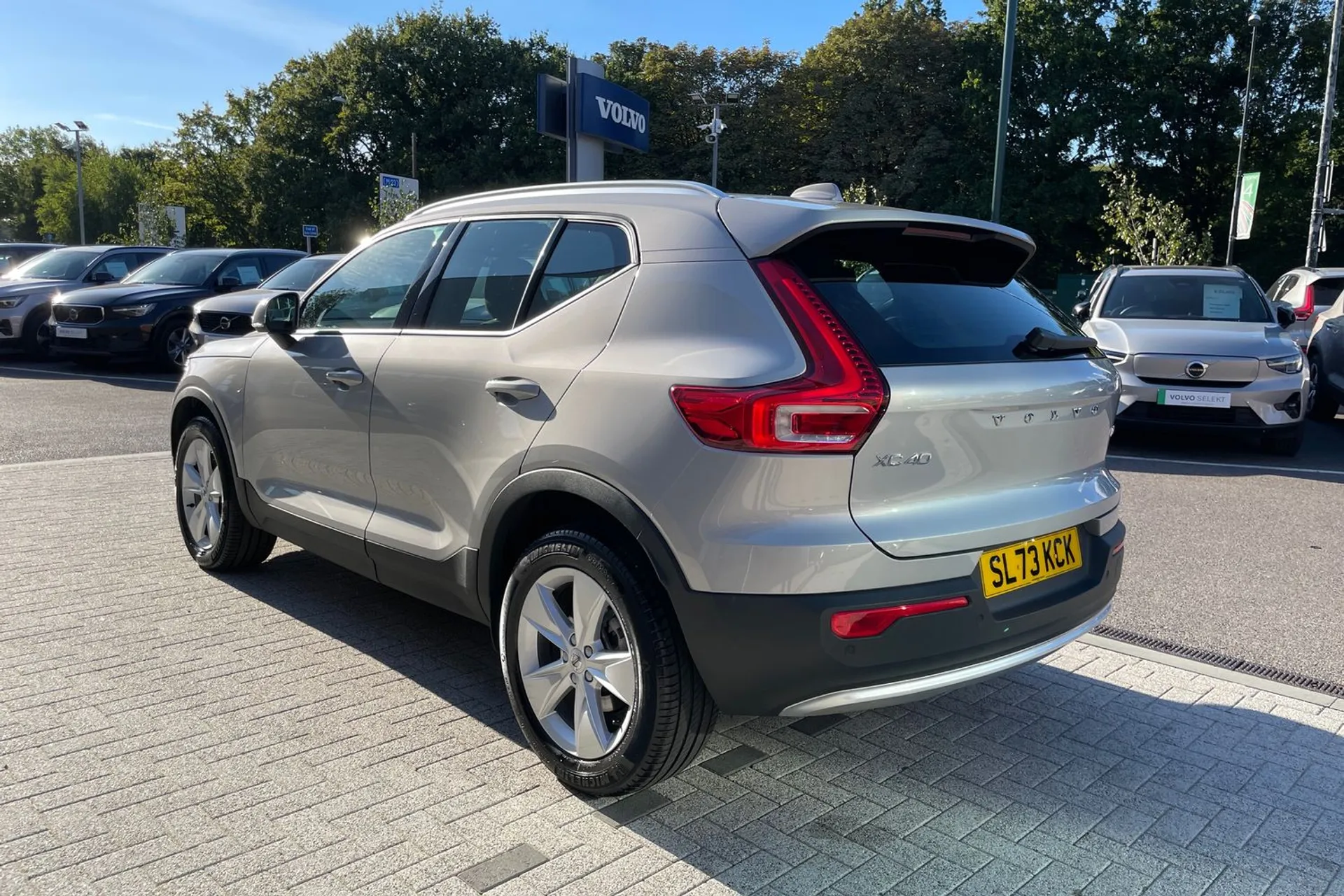 Volvo XC40 thumbnail image number 6