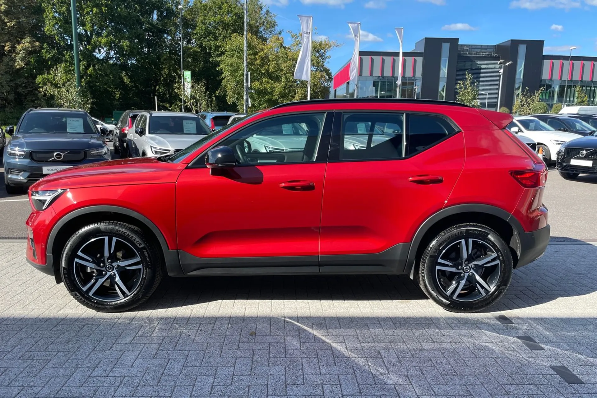 Volvo XC40 thumbnail image number 10