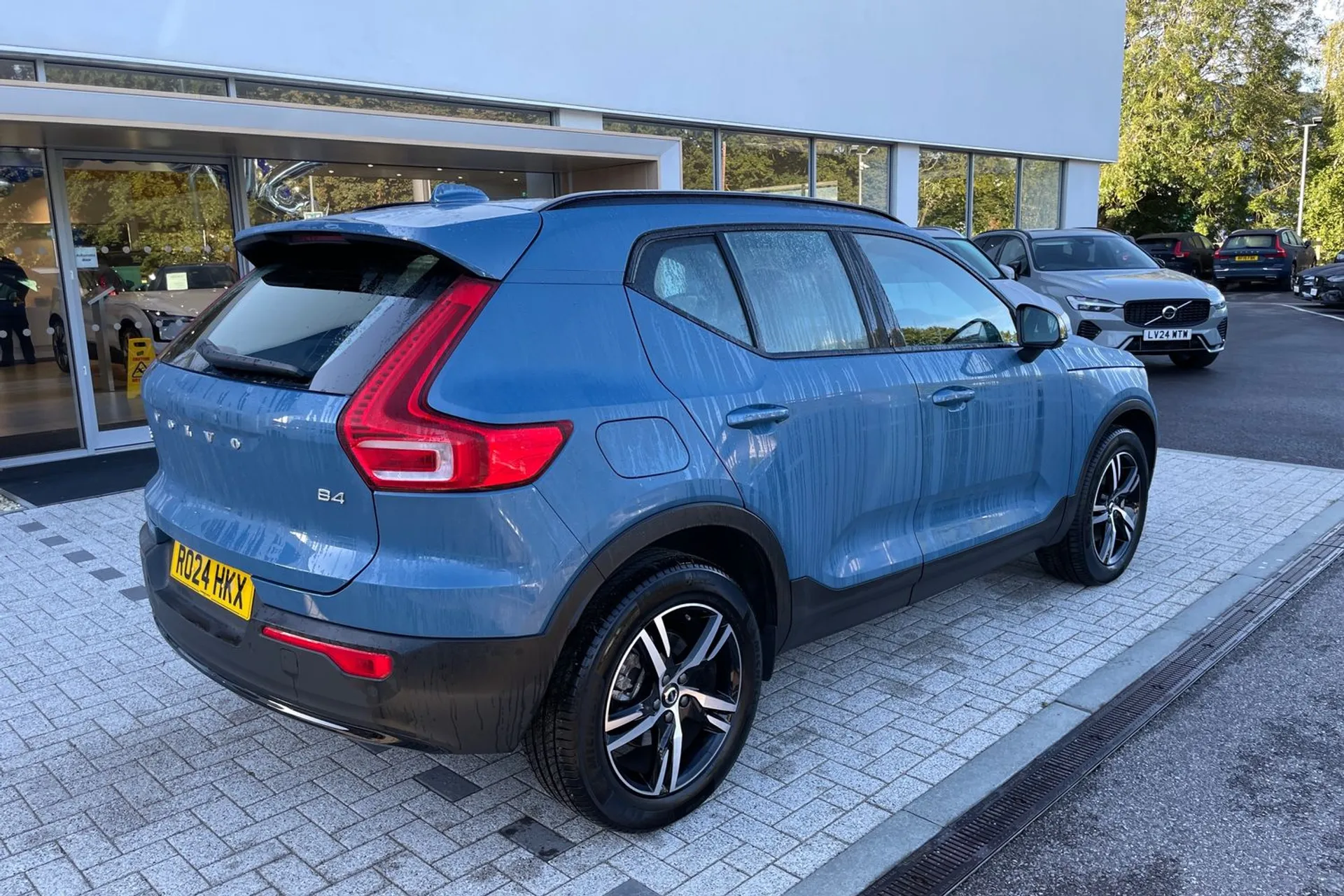 Volvo XC40 thumbnail image number 7