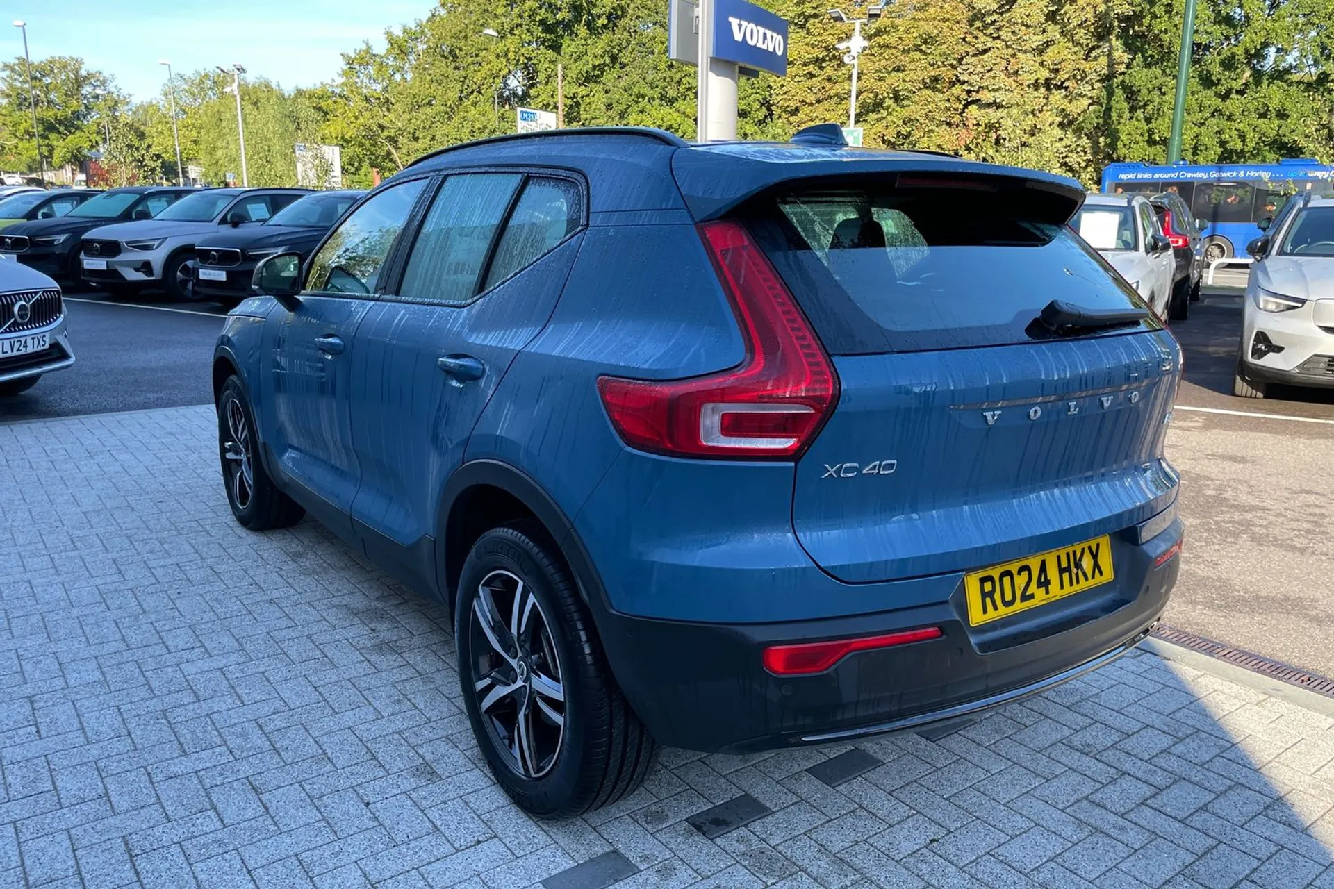 Volvo XC40 thumbnail image number 9