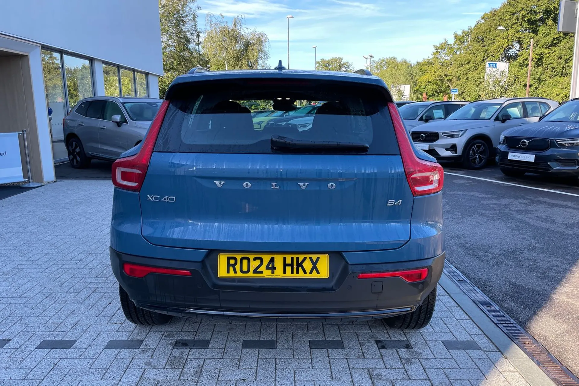 Volvo XC40 thumbnail image number 8