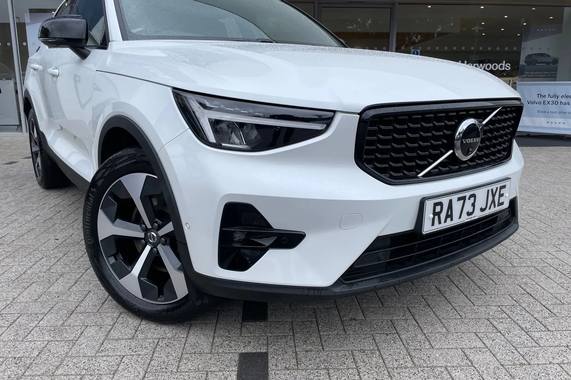 Volvo XC40 thumbnail image number 6