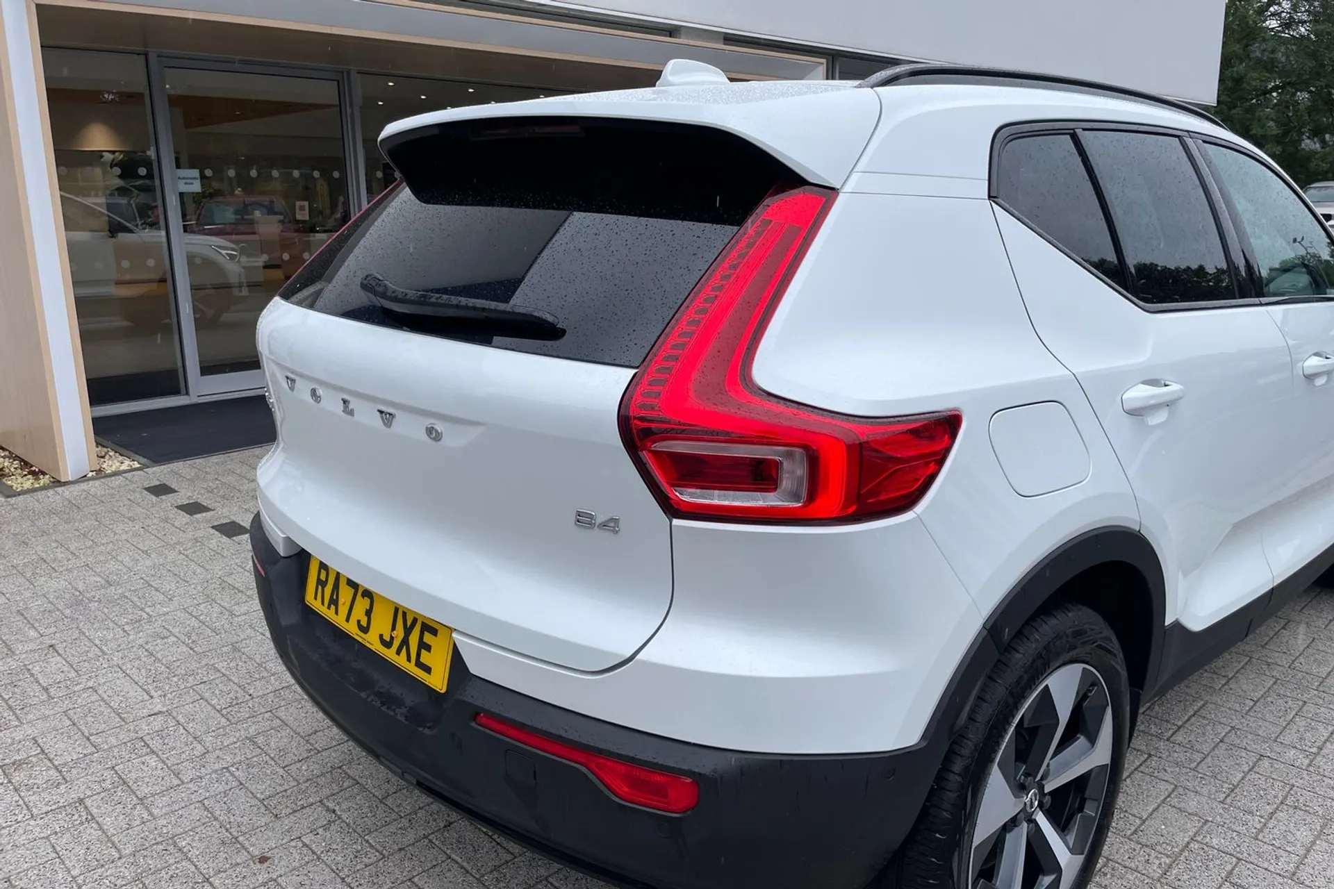 Volvo XC40 thumbnail image number 15