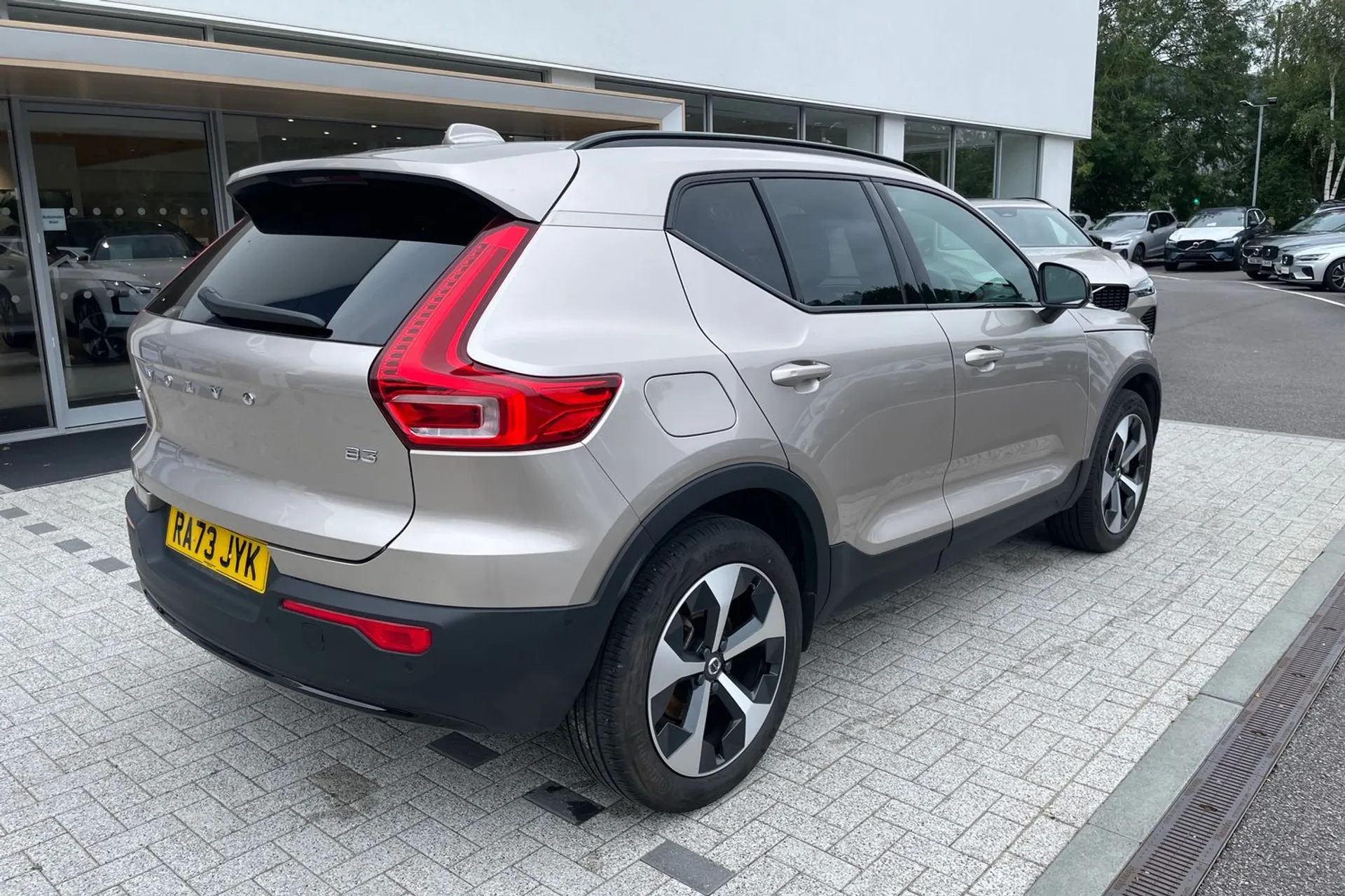 Volvo XC40 thumbnail image number 7