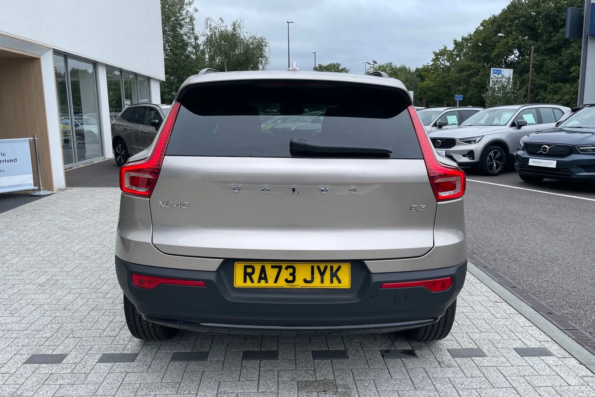 Volvo XC40 thumbnail image number 8