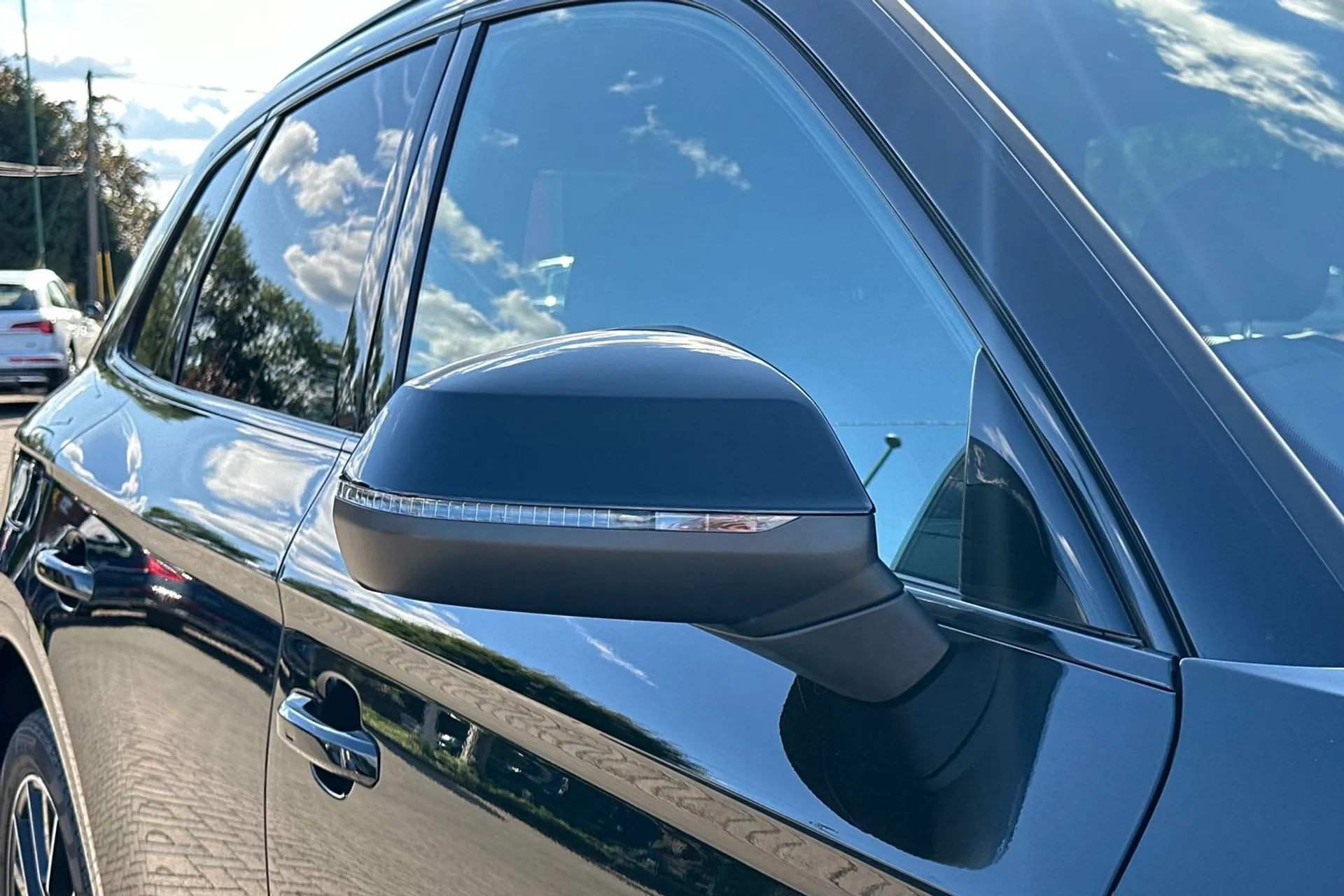 Audi Q5 thumbnail image number 50