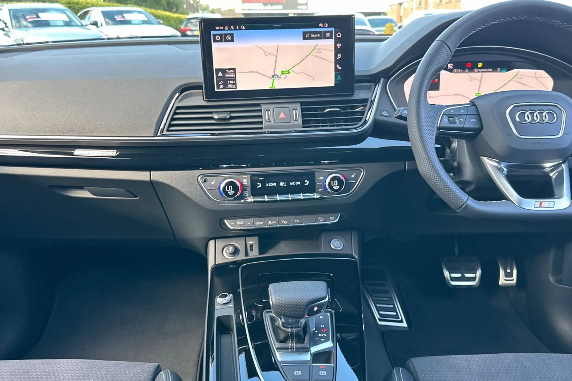 Audi Q5 thumbnail image number 44