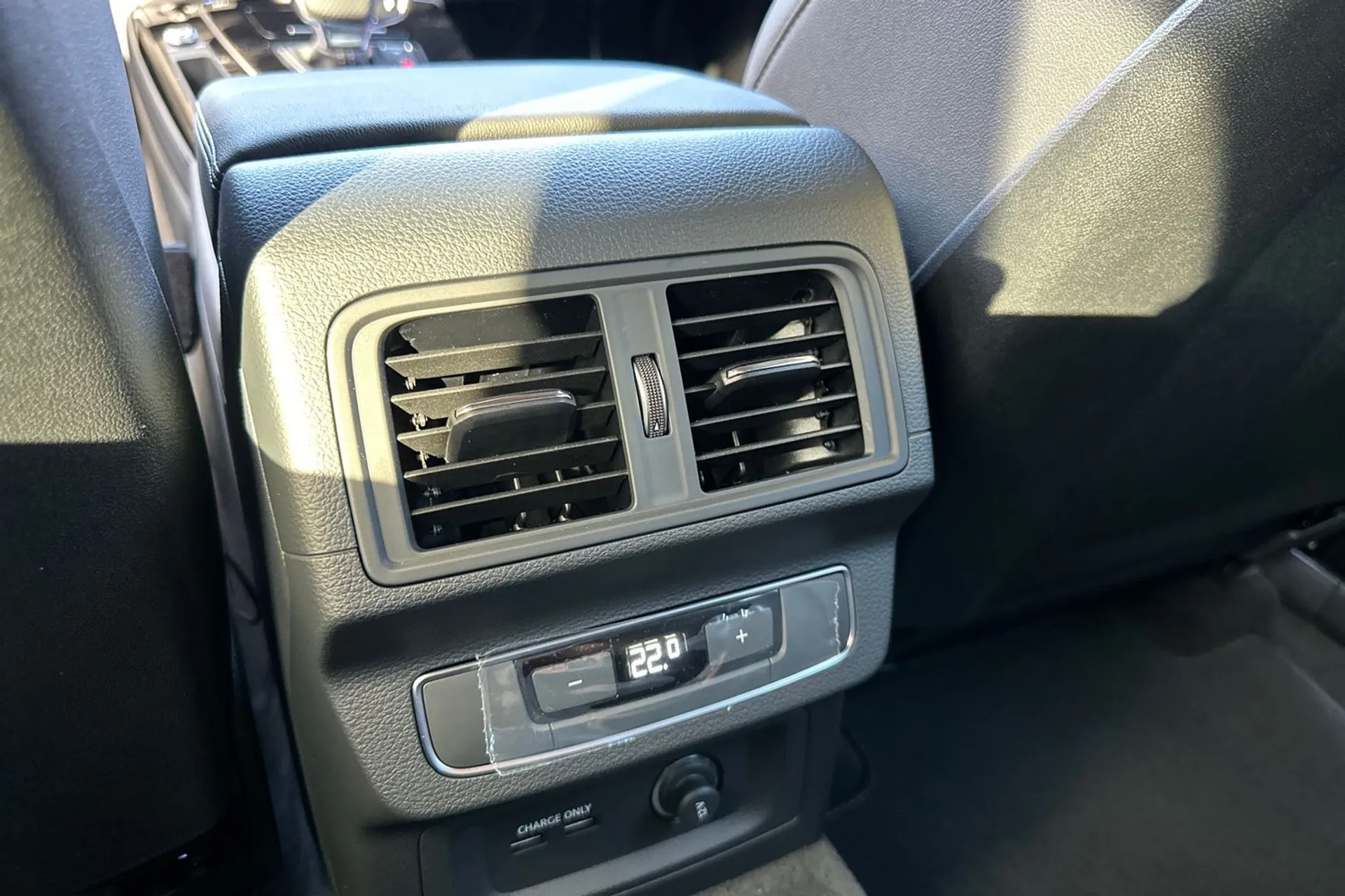 Audi Q5 thumbnail image number 46