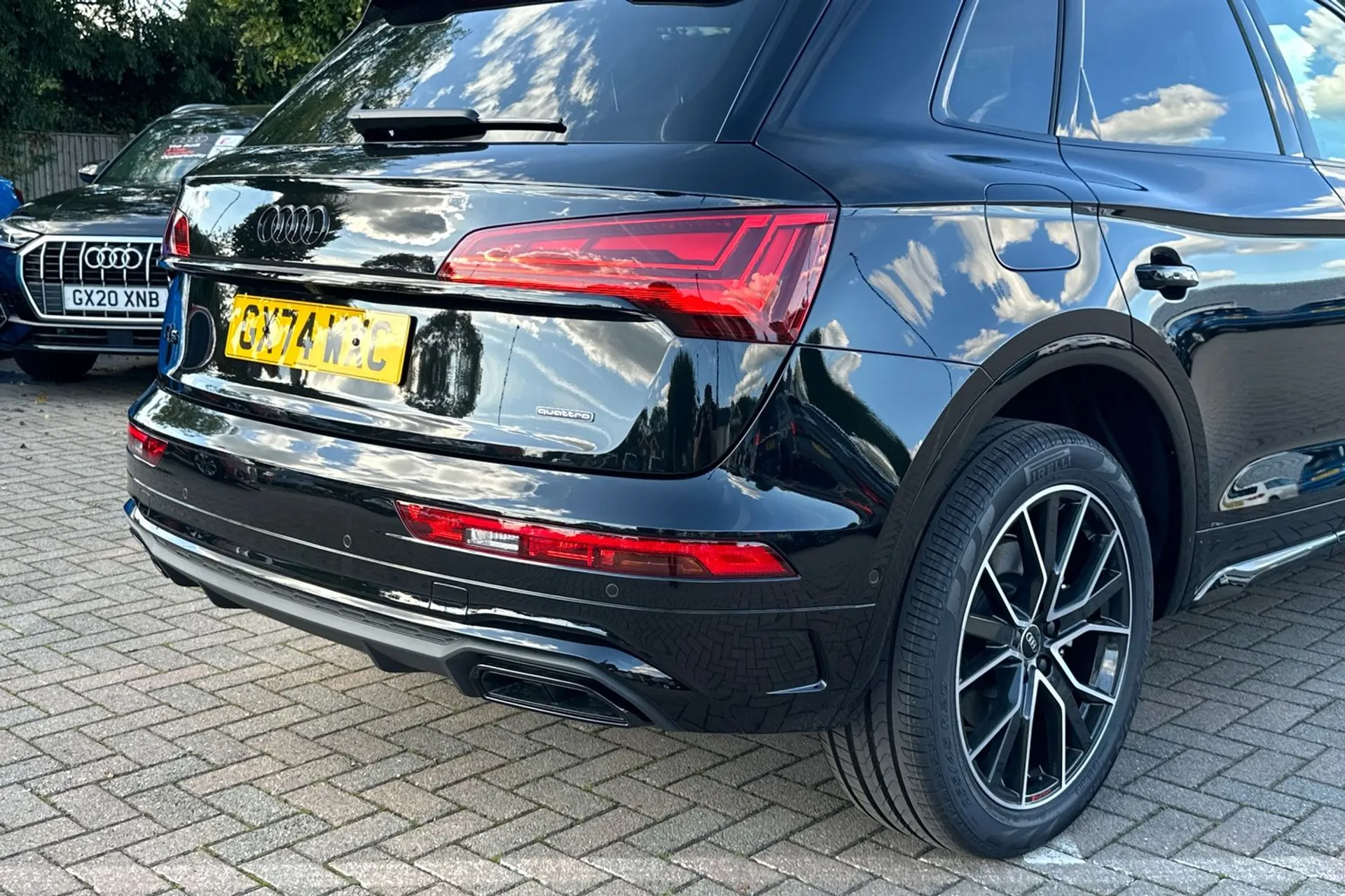 Audi Q5 thumbnail image number 28
