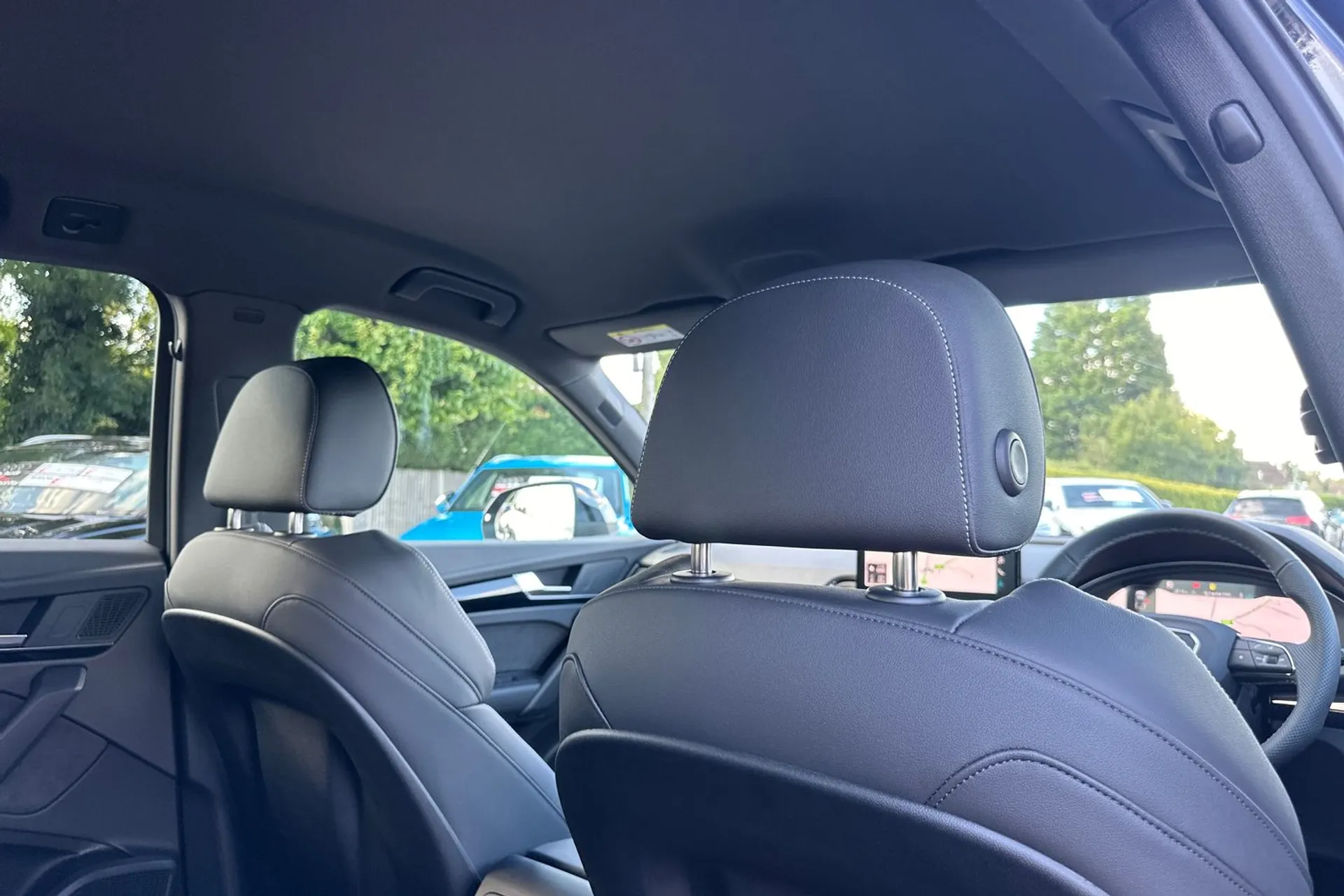 Audi Q5 thumbnail image number 33