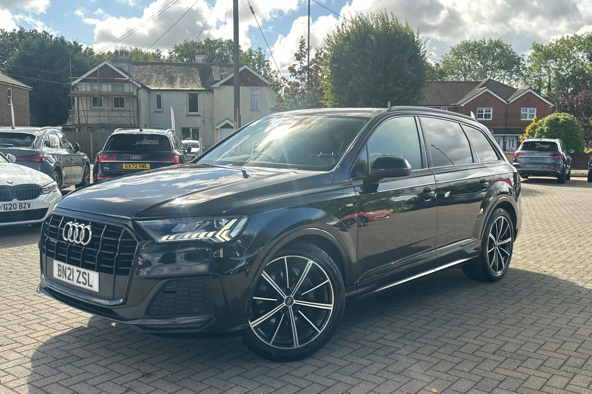 Audi Q7 thumbnail image number 15