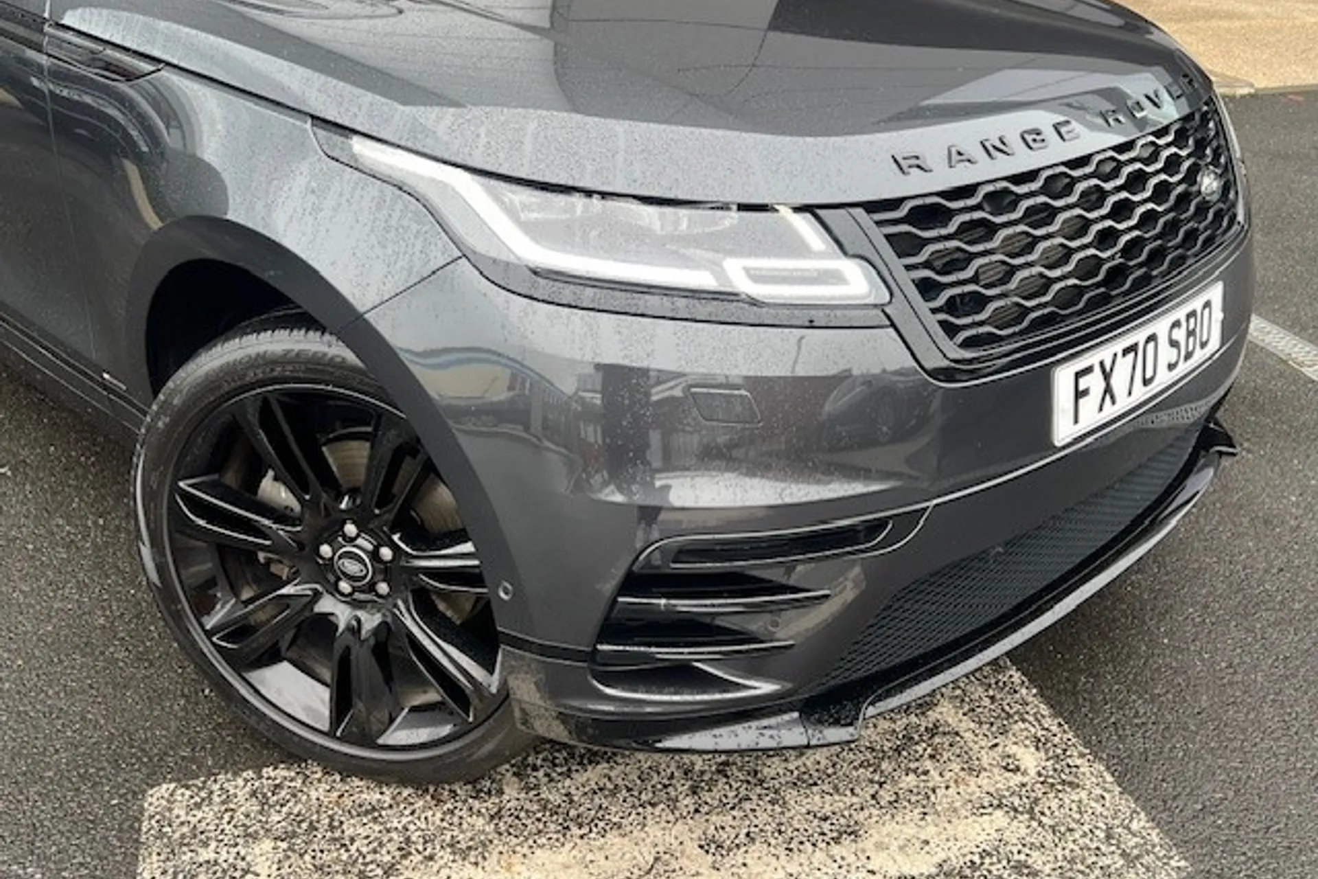 LAND ROVER RANGE ROVER VELAR thumbnail image number 17