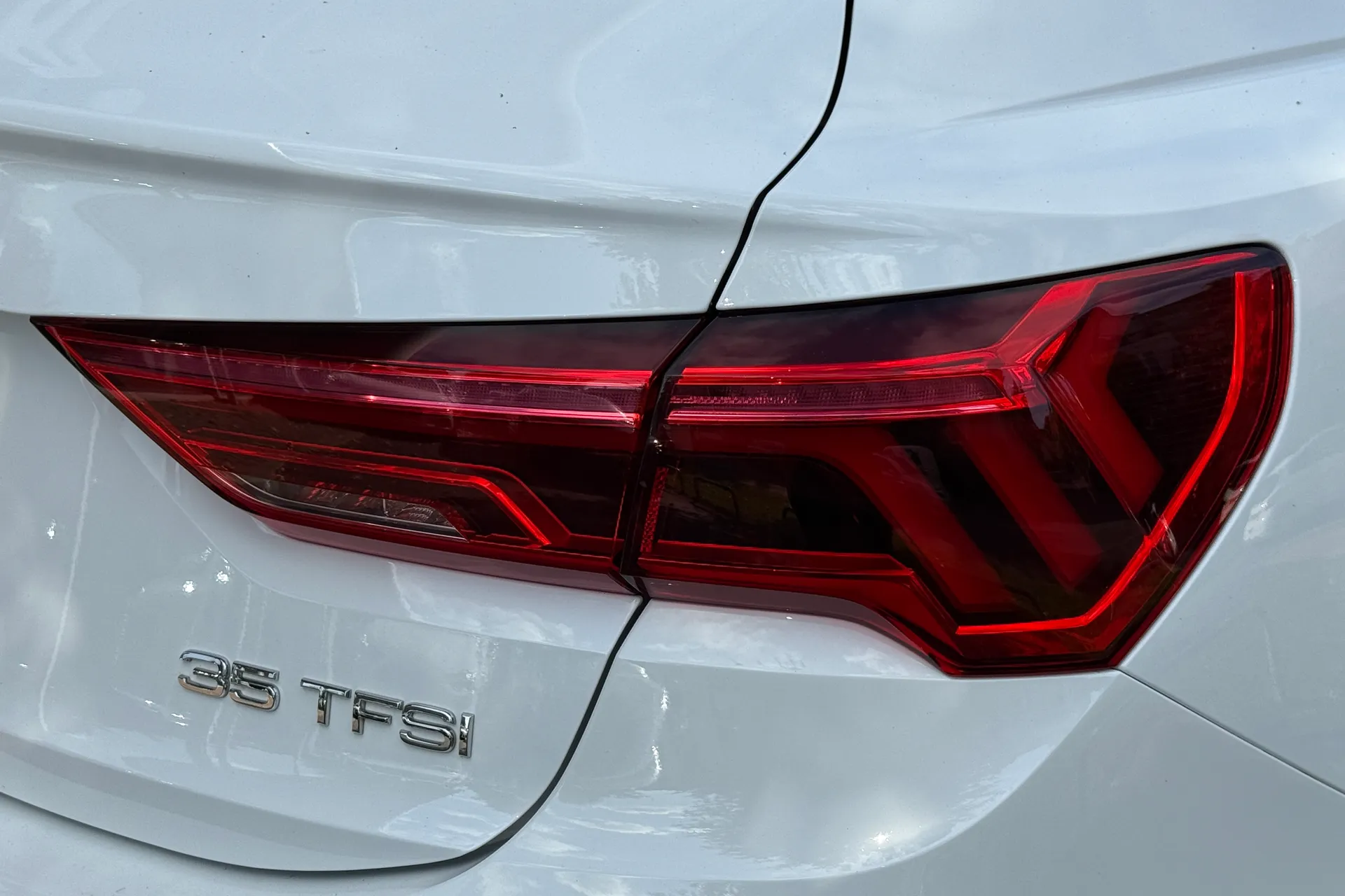 Audi Q3 thumbnail image number 55