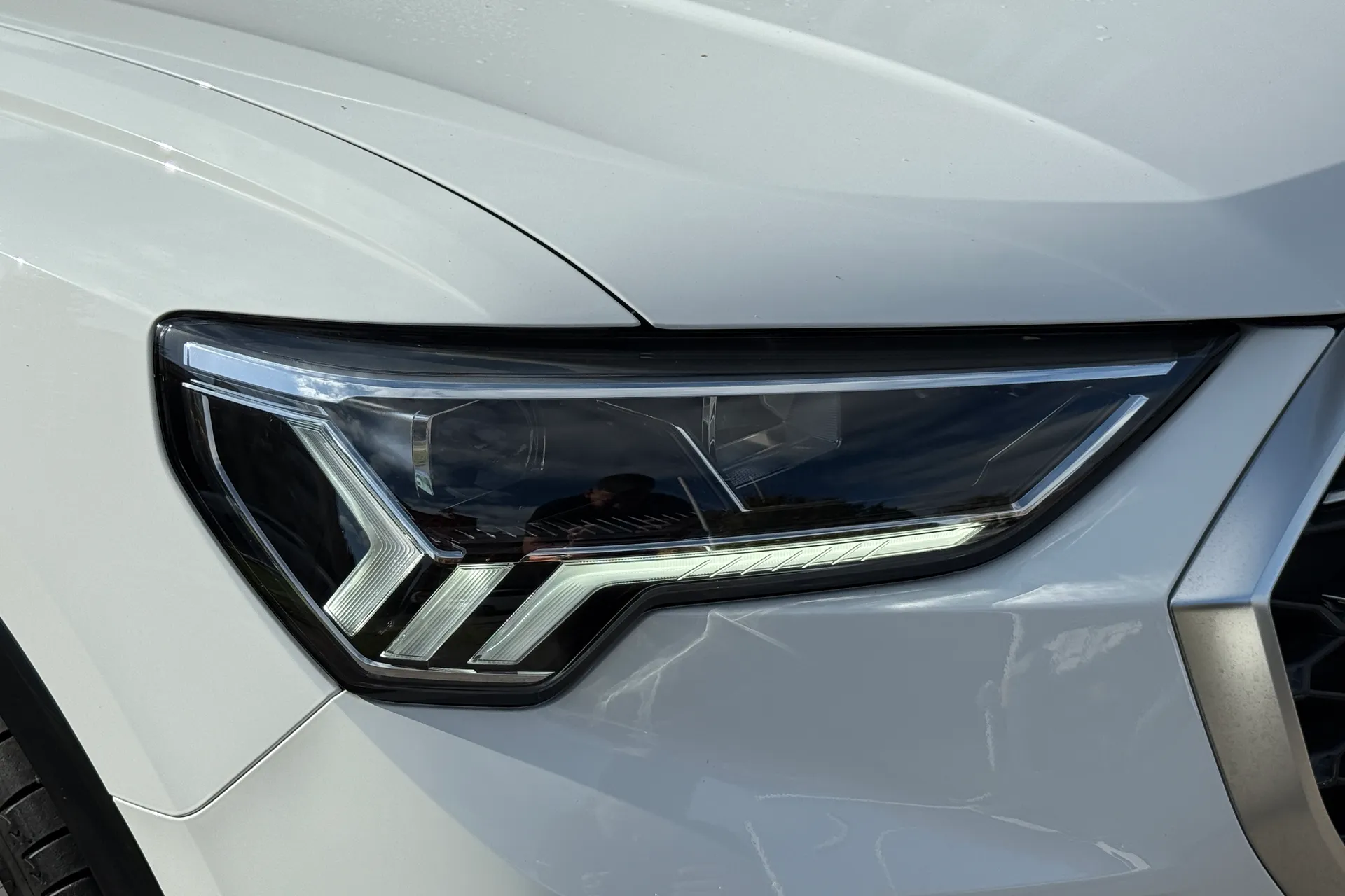 Audi Q3 thumbnail image number 44