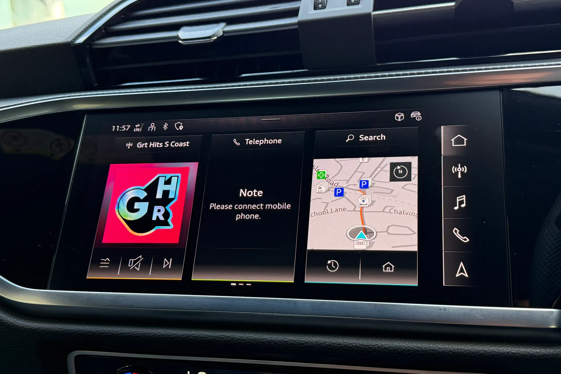 Audi Q3 thumbnail image number 19