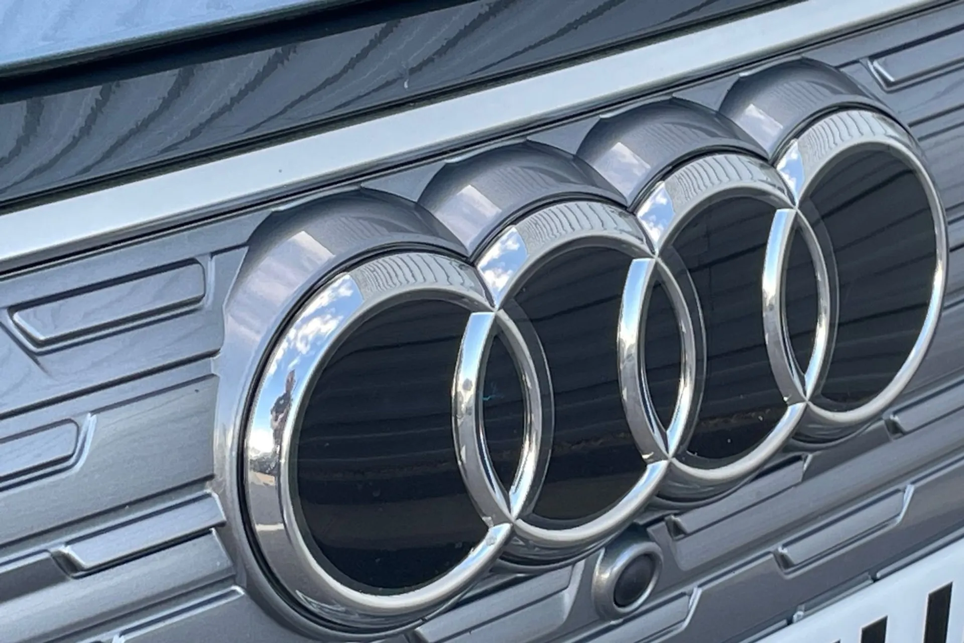 Audi Q4 thumbnail image number 64