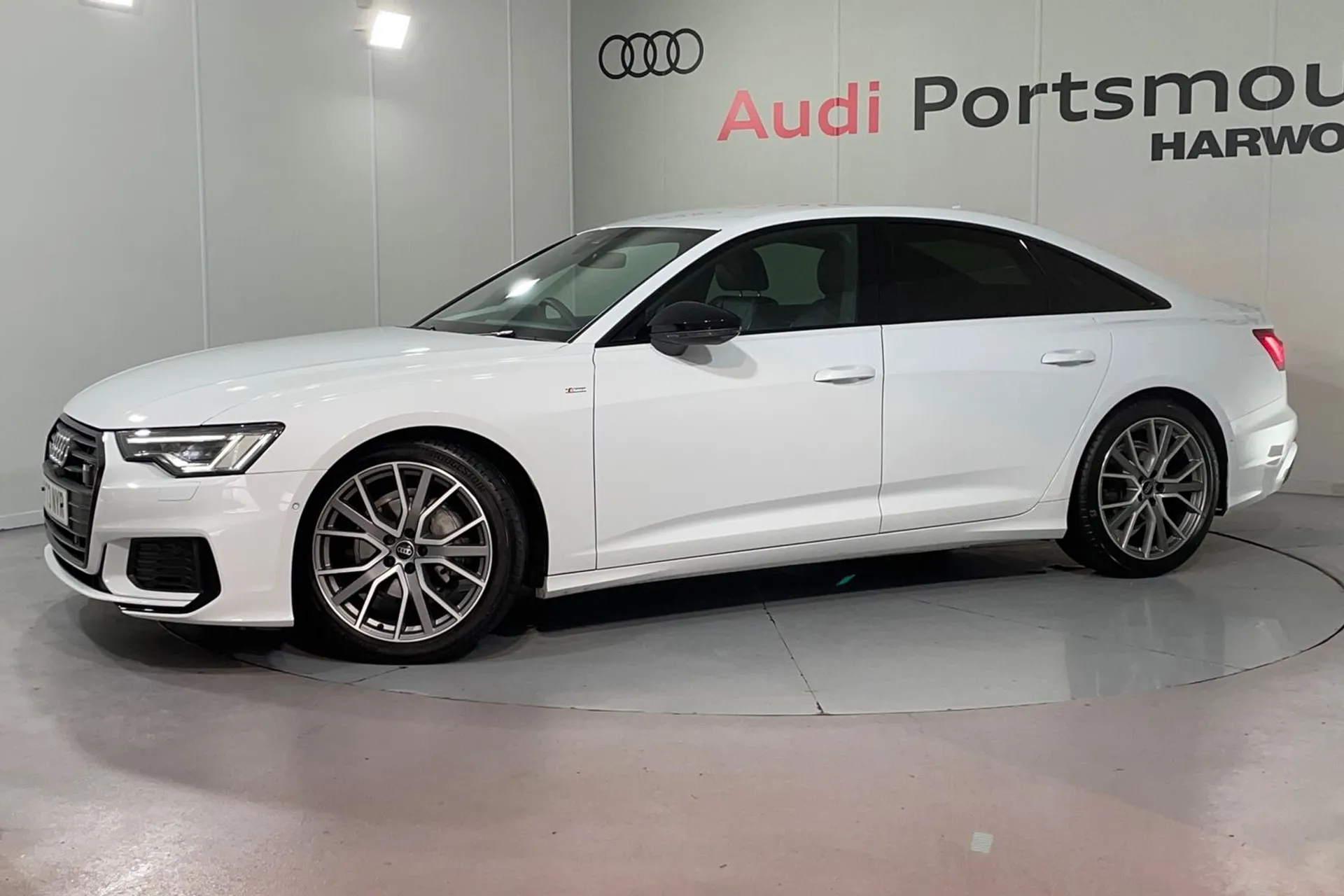 Audi A6 thumbnail image number 5