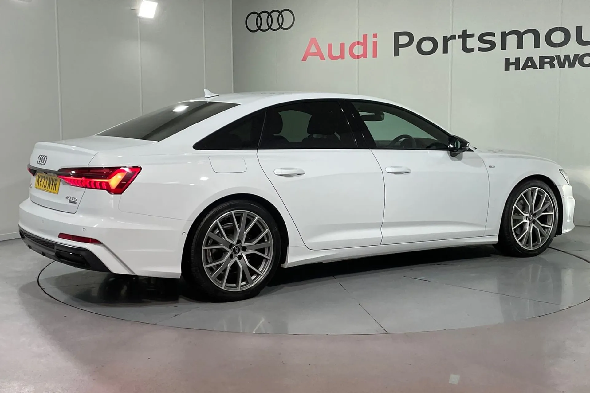 Audi A6 thumbnail image number 11