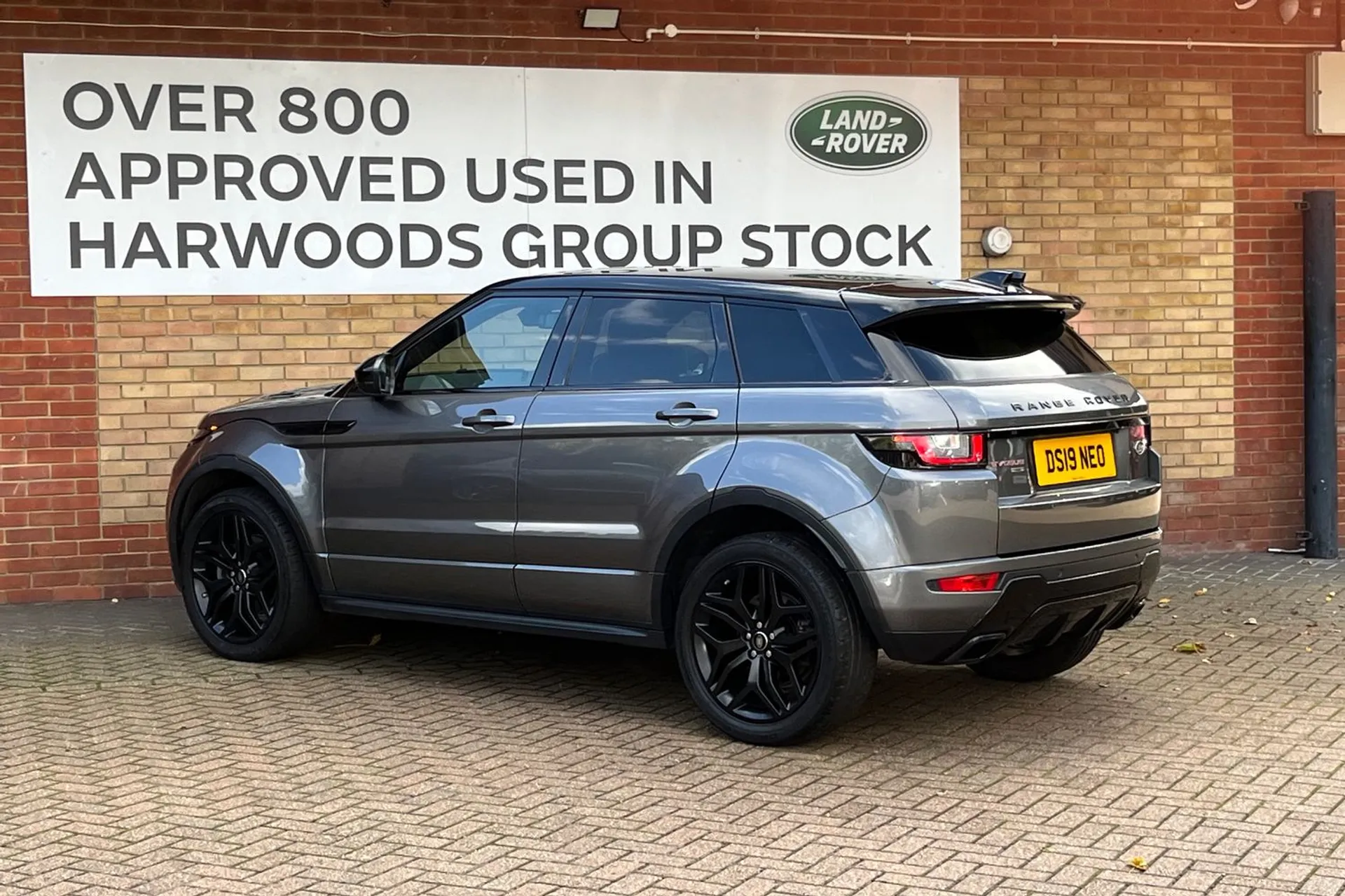 LAND ROVER RANGE ROVER EVOQUE thumbnail image number 7