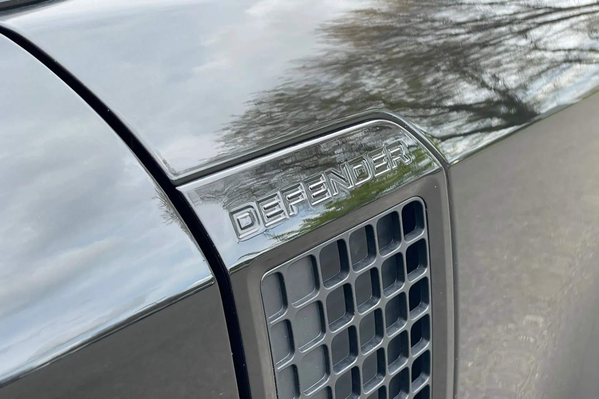 LAND ROVER DEFENDER thumbnail image number 63