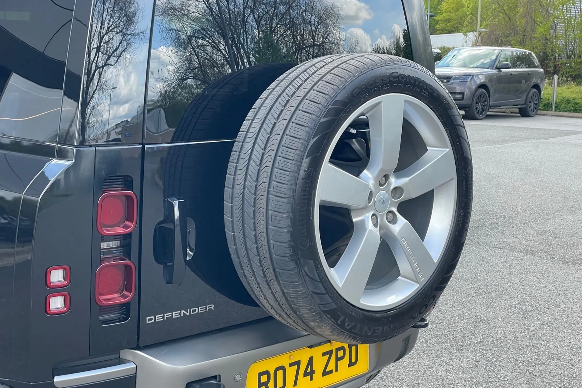 LAND ROVER DEFENDER thumbnail image number 50
