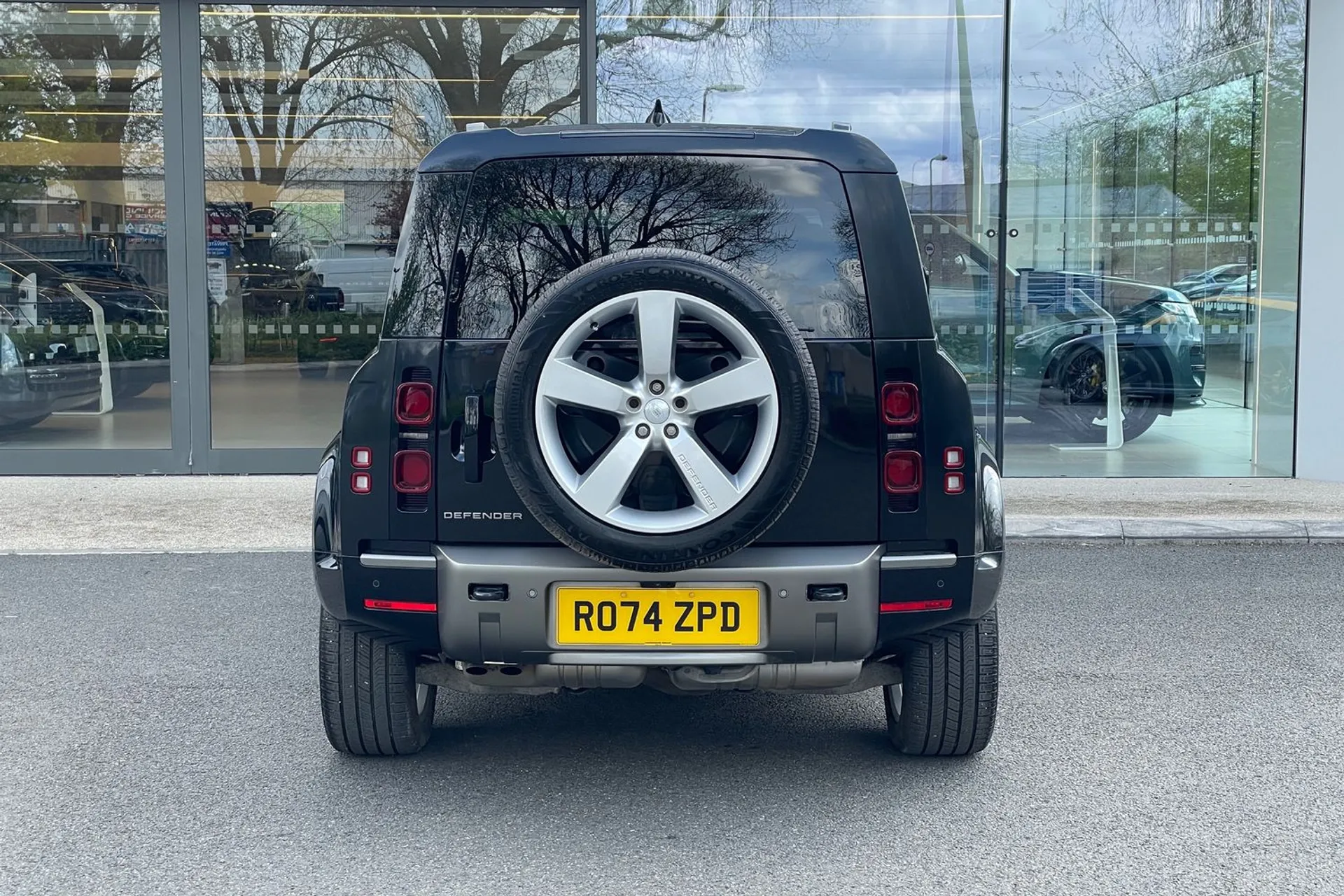 LAND ROVER DEFENDER thumbnail image number 8