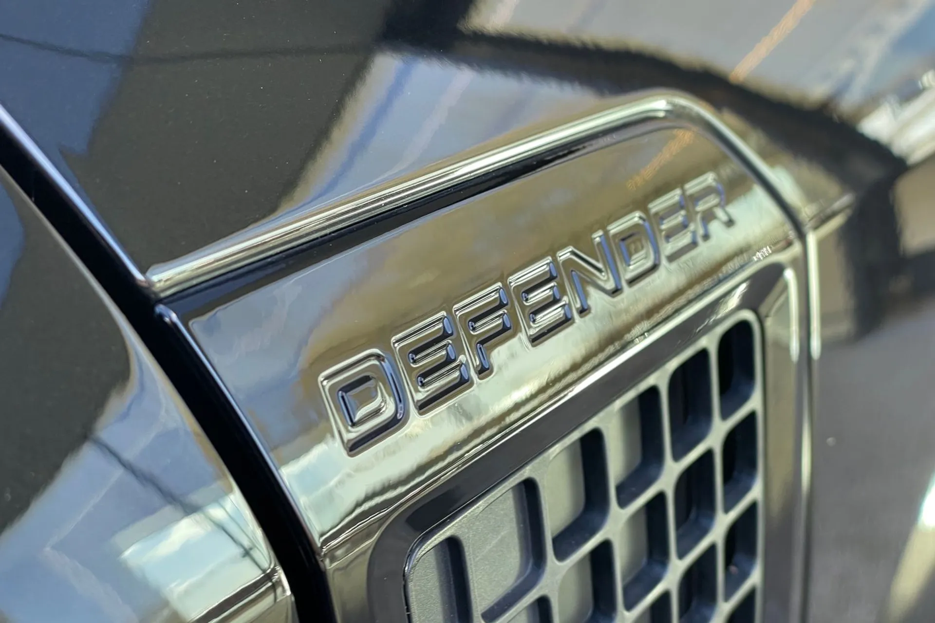 LAND ROVER DEFENDER thumbnail image number 58