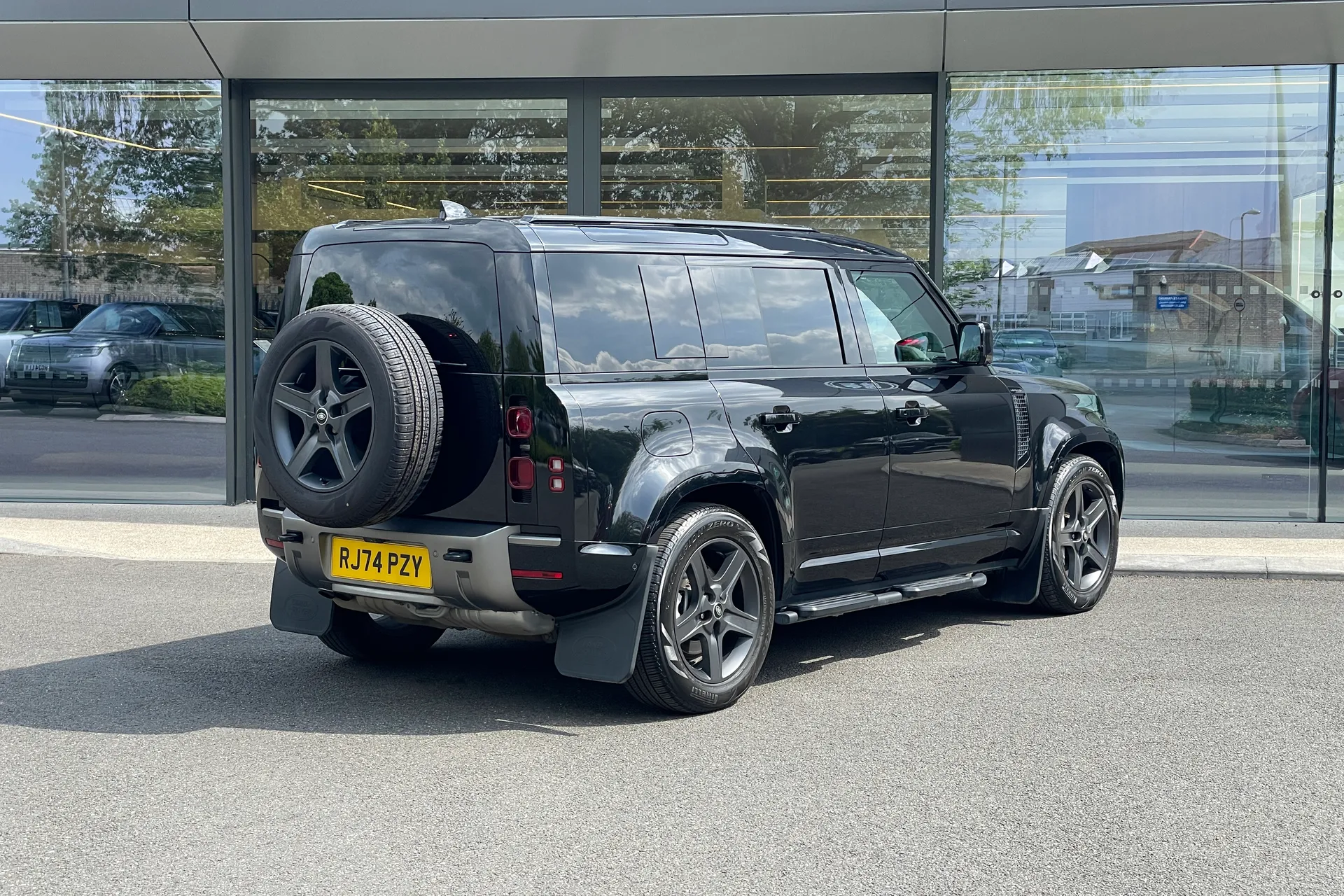 LAND ROVER DEFENDER thumbnail image number 7