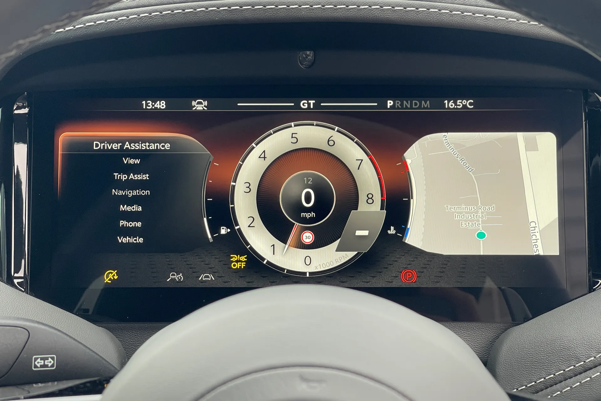 Aston Martin DB12 thumbnail image number 15