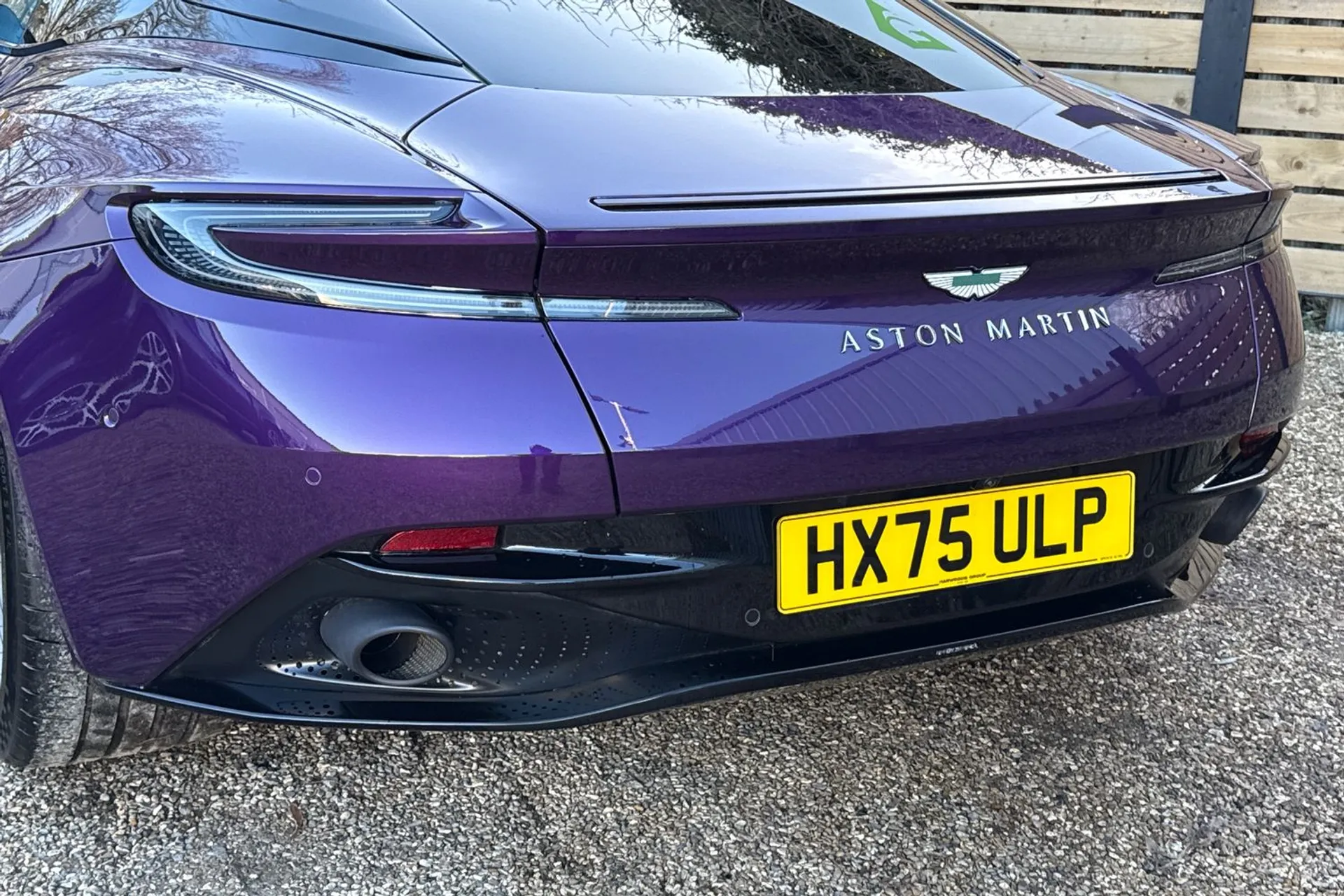 Aston Martin DB12 thumbnail image number 18