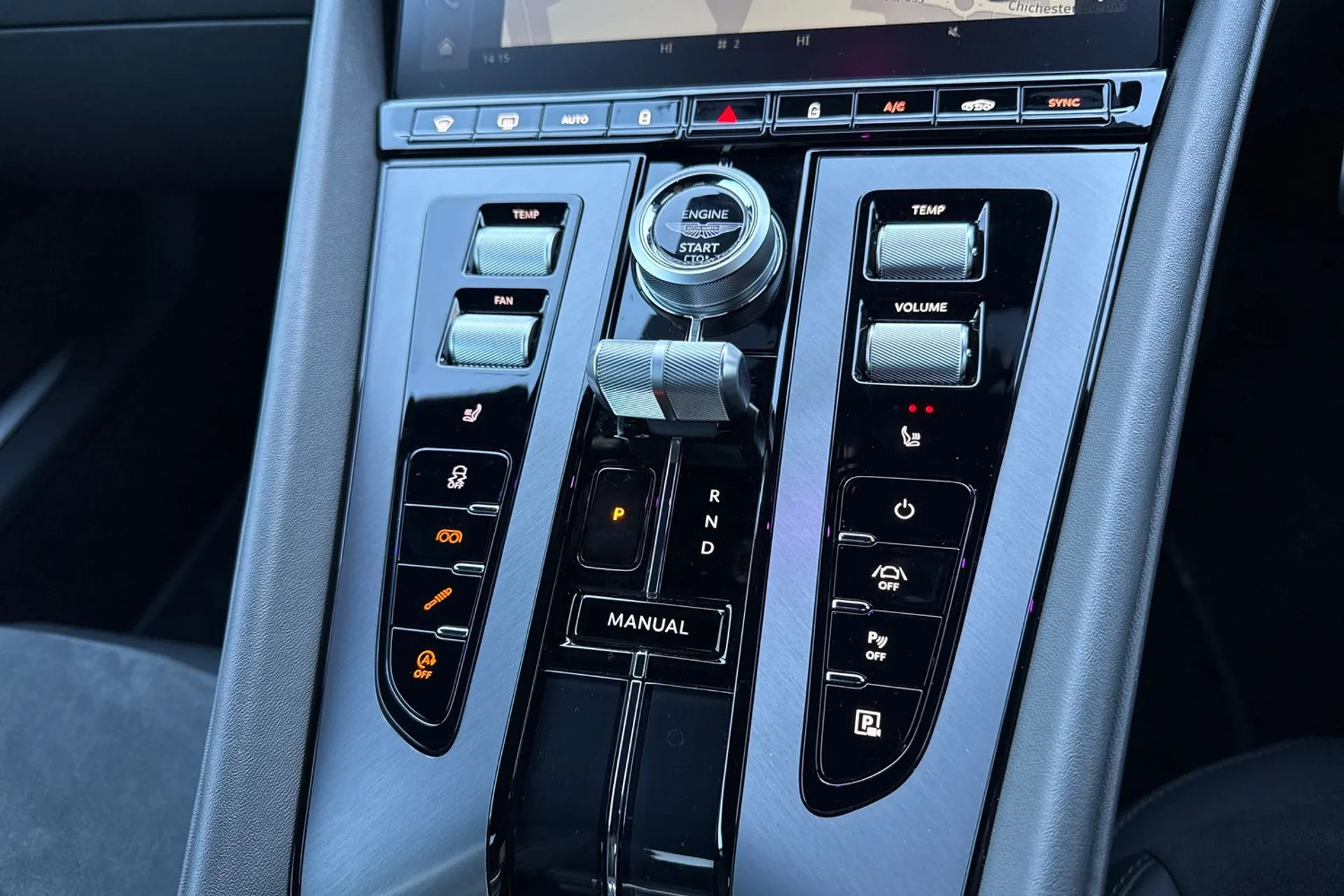 Aston Martin DB12 thumbnail image number 52