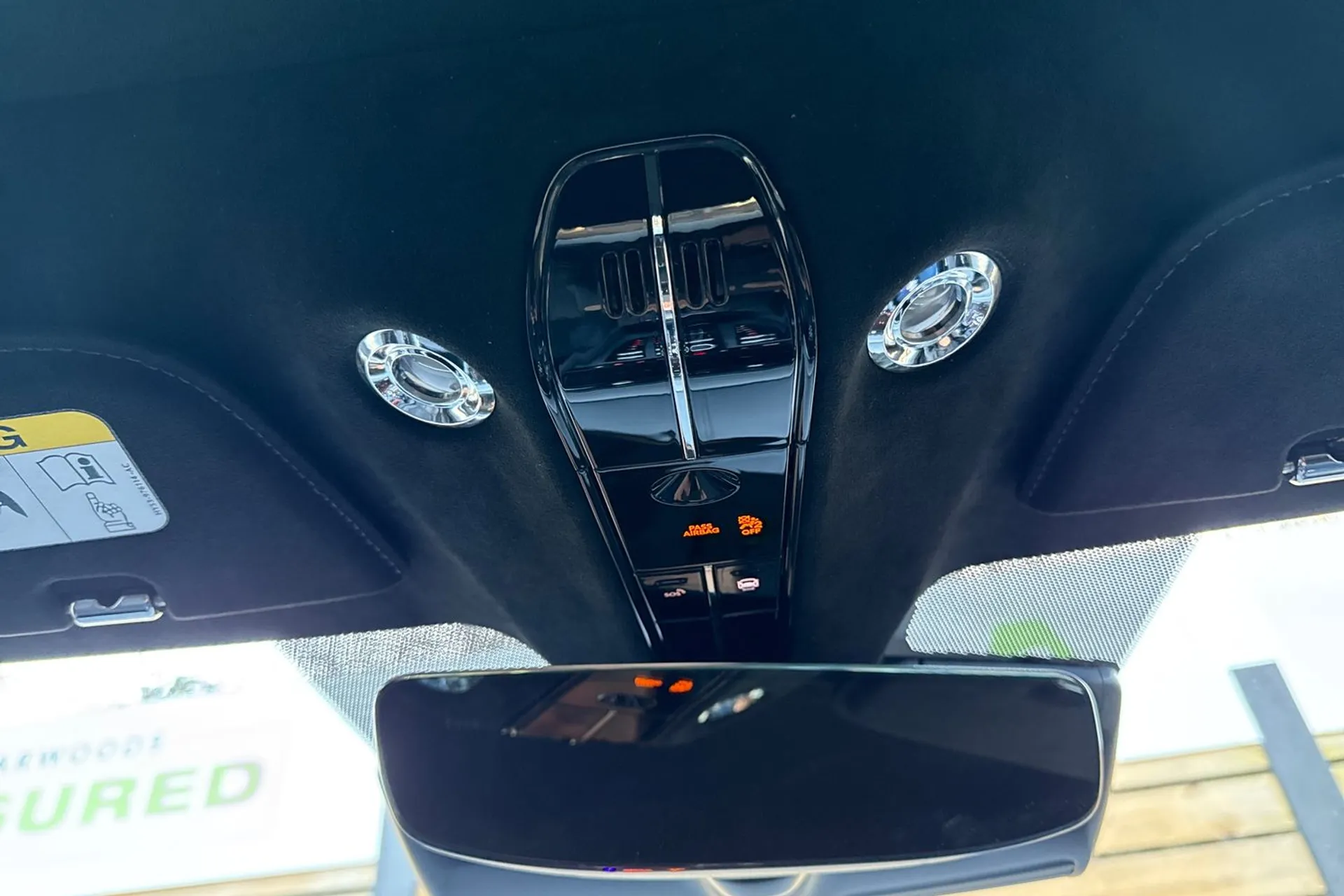 Aston Martin DB12 thumbnail image number 55