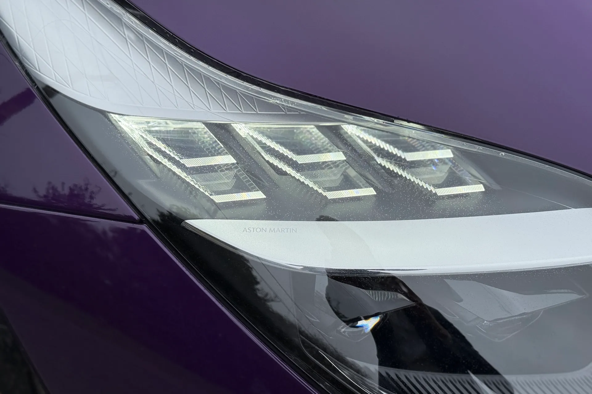 Aston Martin DB12 thumbnail image number 4