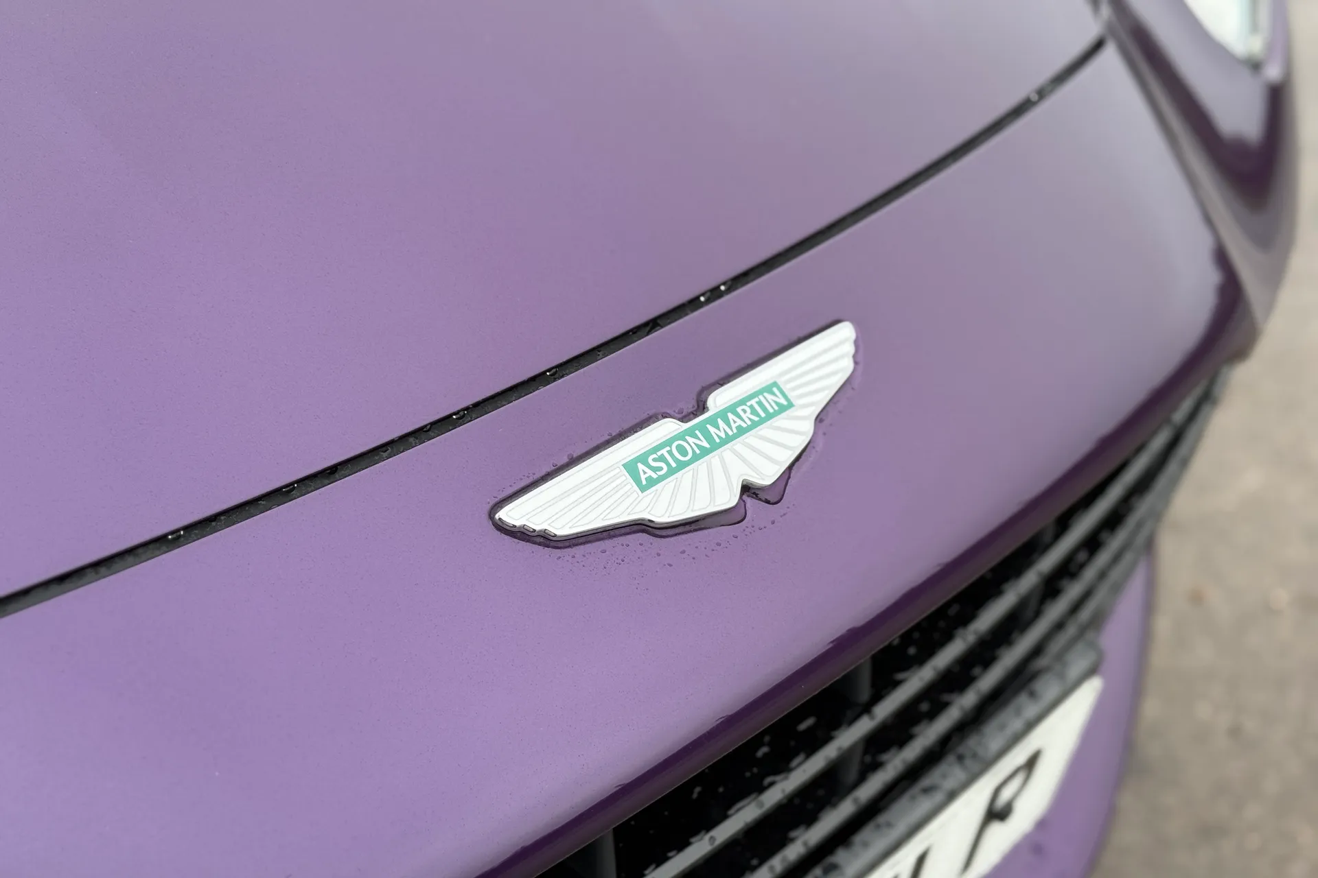 Aston Martin DB12 thumbnail image number 3