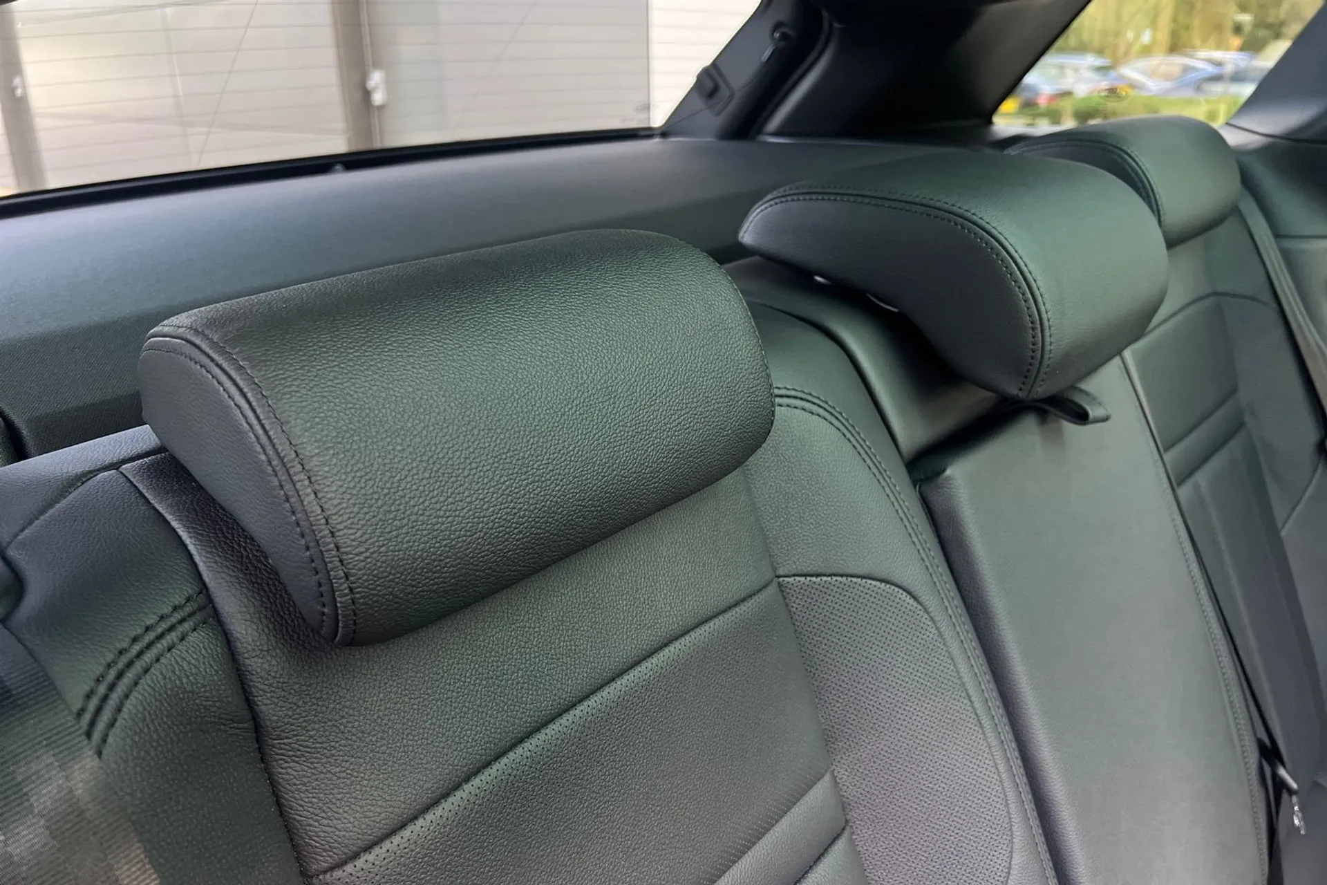 LAND ROVER RANGE ROVER EVOQUE thumbnail image number 31