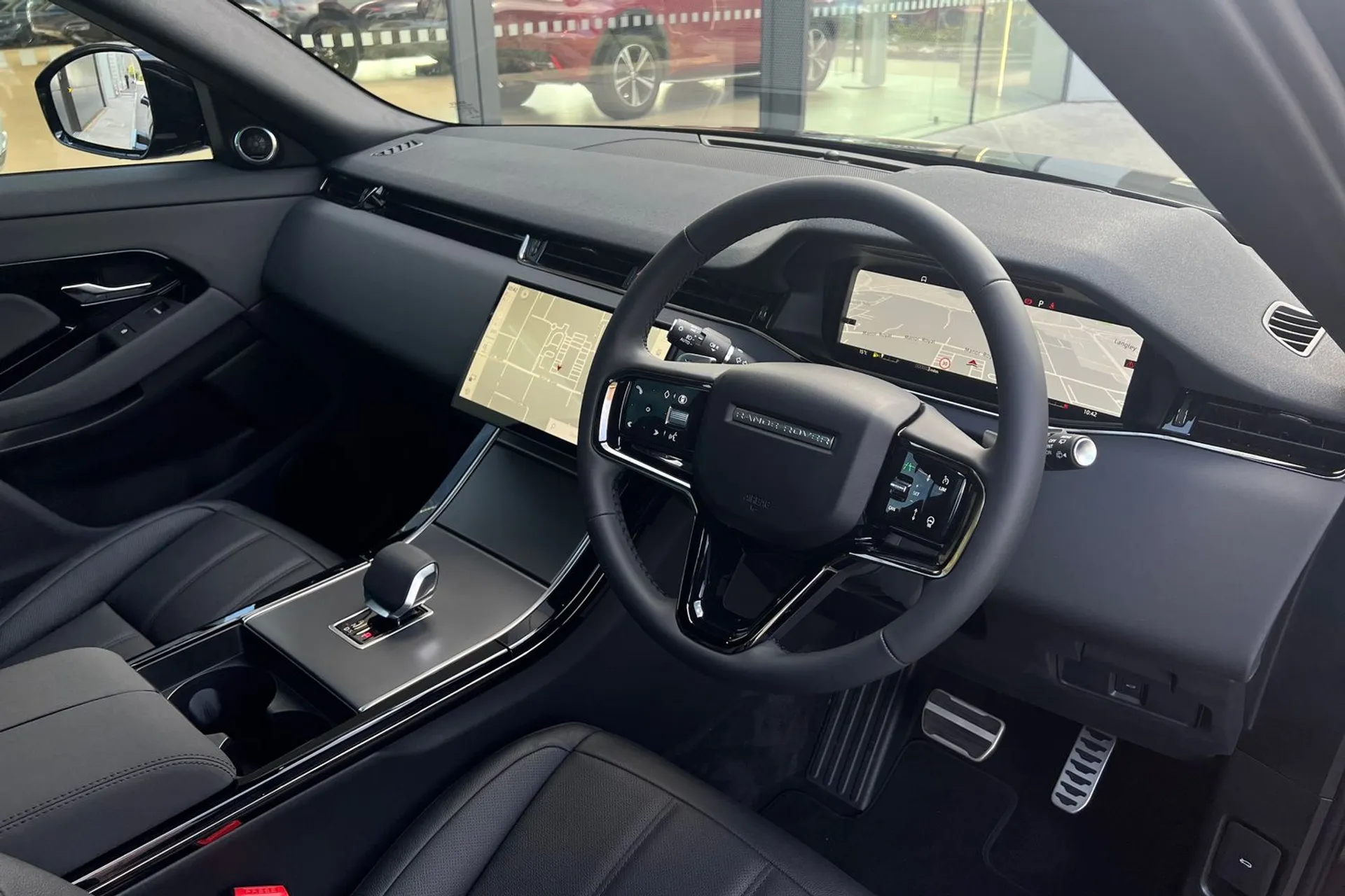 LAND ROVER RANGE ROVER EVOQUE thumbnail image number 37