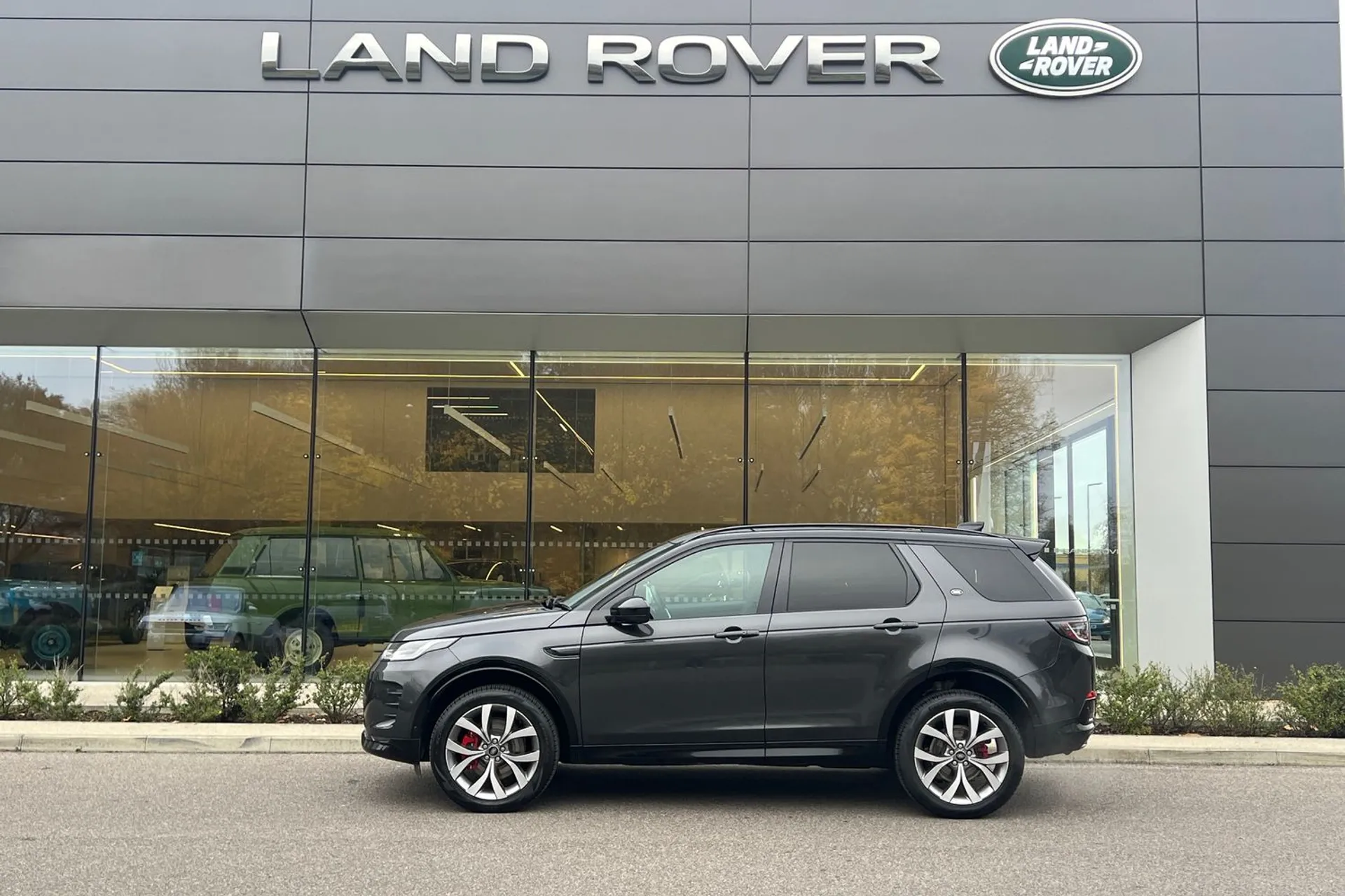 LAND ROVER DISCOVERY SPORT thumbnail image number 9