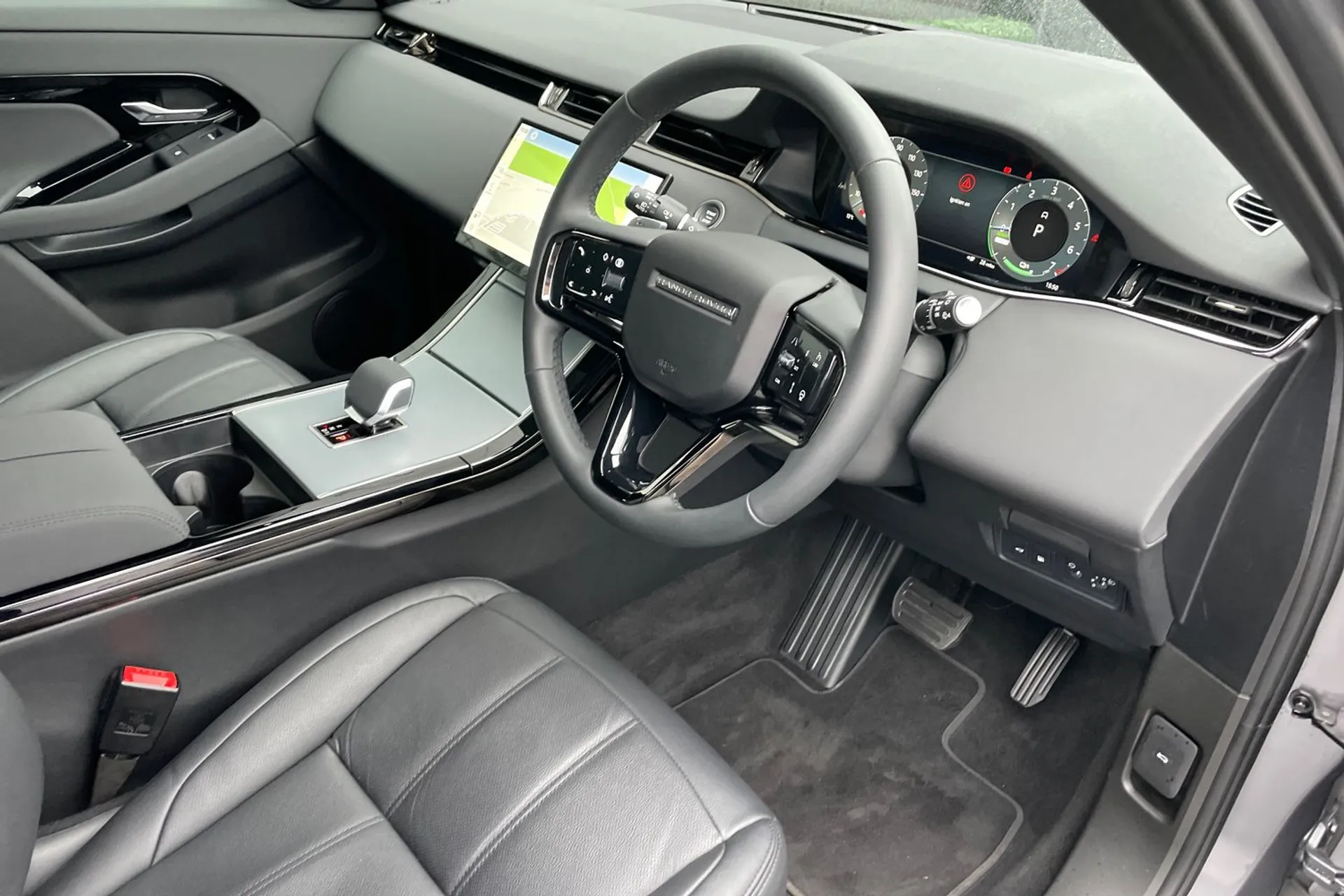 LAND ROVER RANGE ROVER EVOQUE thumbnail image number 17
