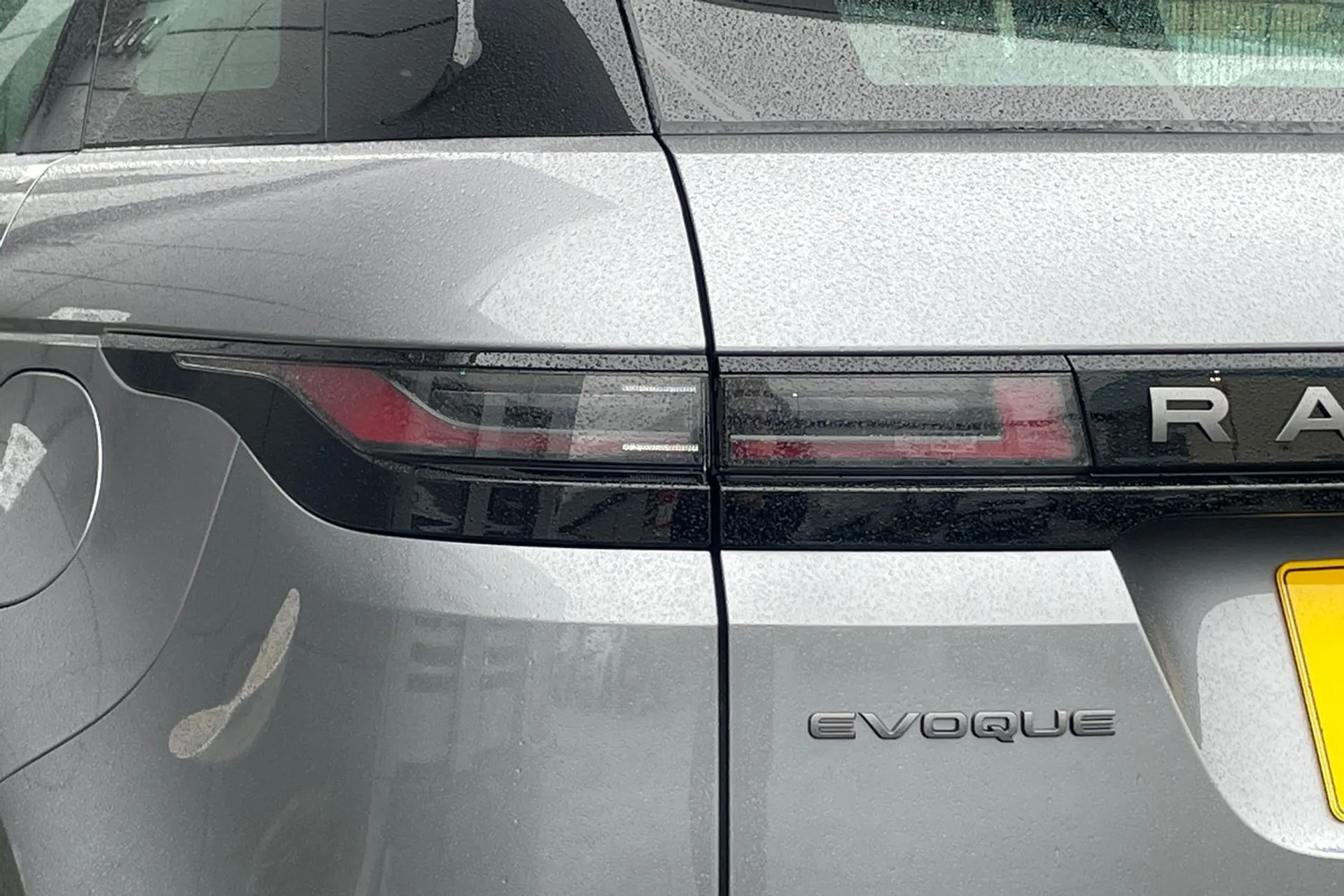 LAND ROVER RANGE ROVER EVOQUE thumbnail image number 31