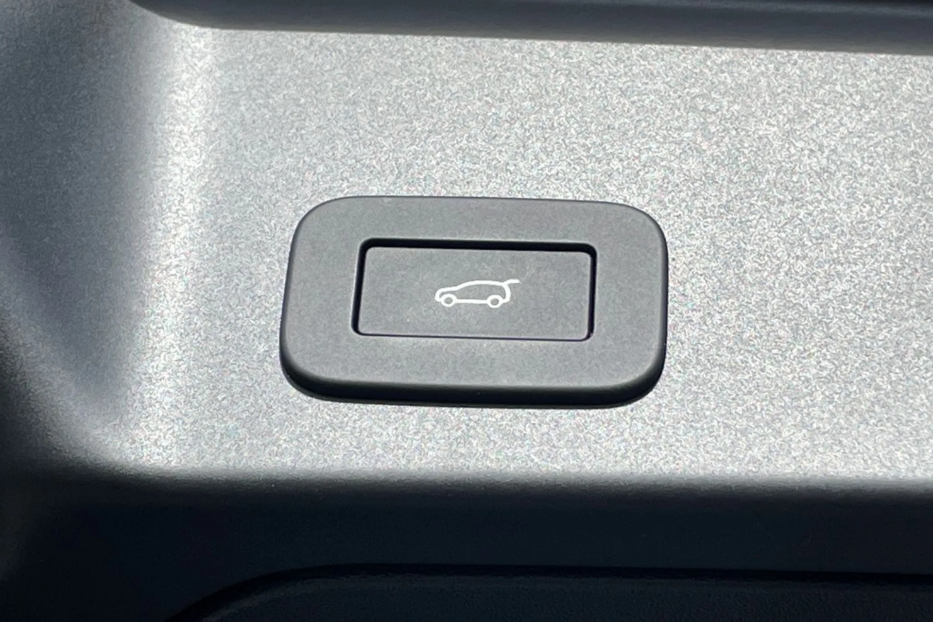 LAND ROVER RANGE ROVER EVOQUE thumbnail image number 37