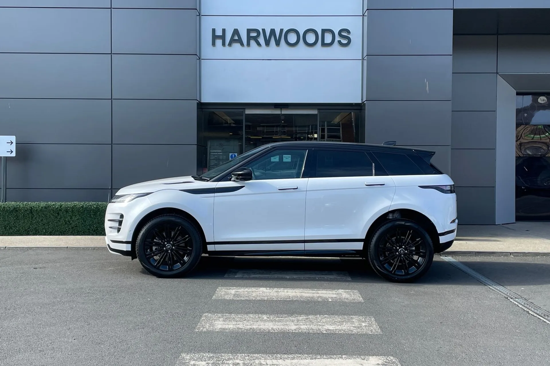 LAND ROVER RANGE ROVER EVOQUE thumbnail image number 13